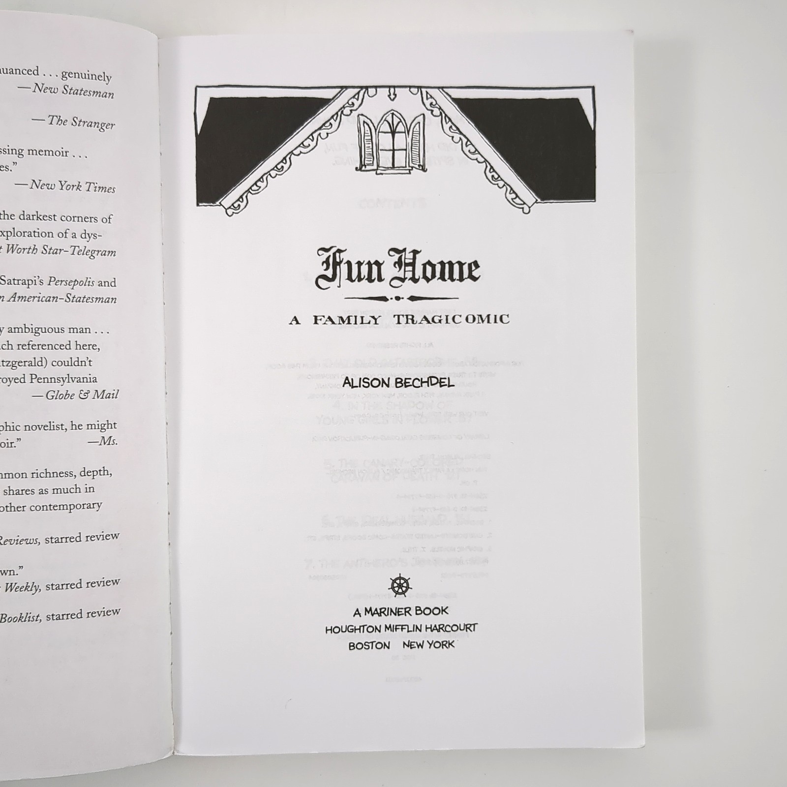 Fun Home Family Tragicomic Graphic Memoir Paperback Book Alison Bechdel 2006