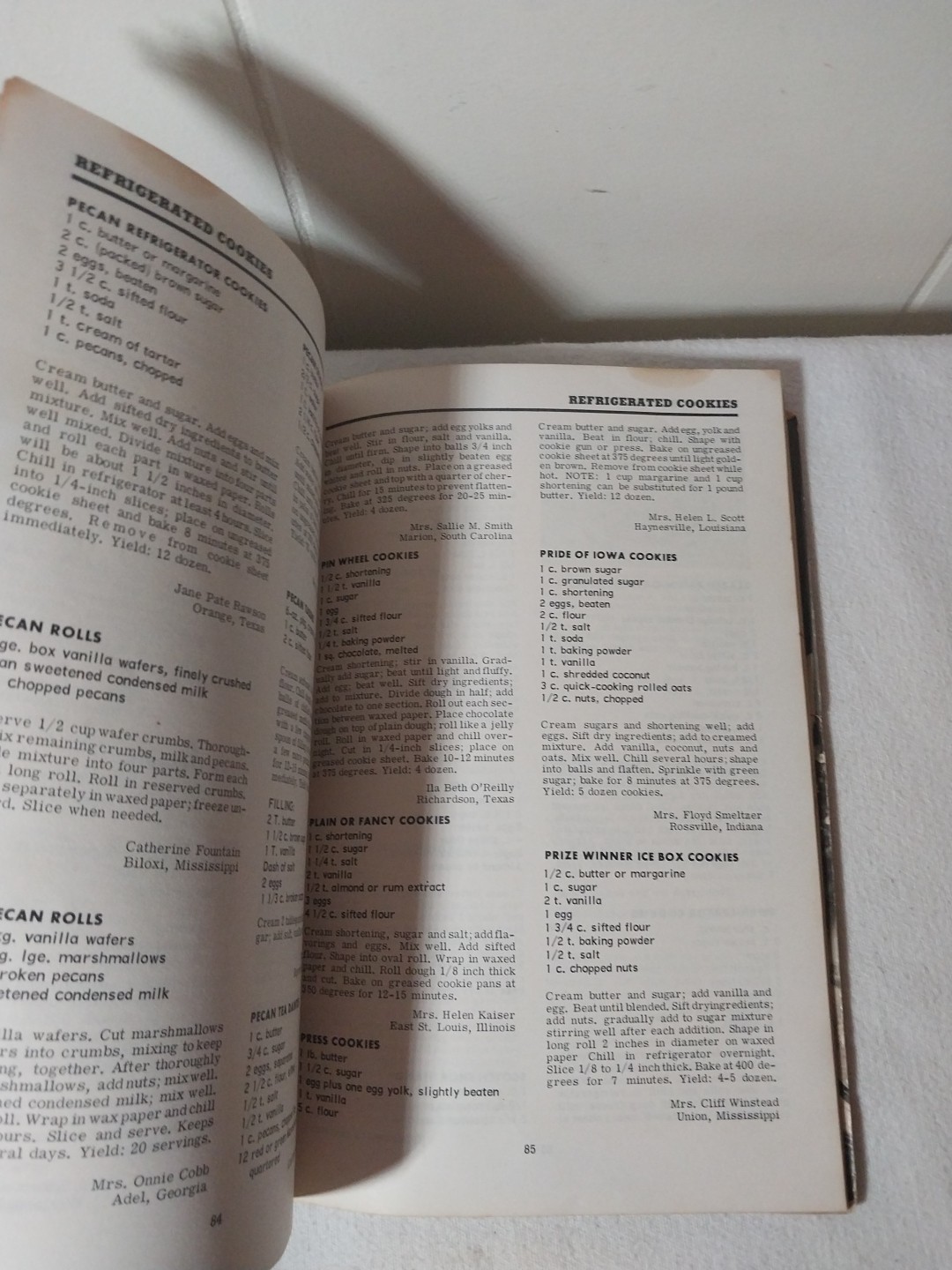 COOKIE COOKBOOK Over 500 Recipes VINTAGE 1965 Paperback 124 Pages