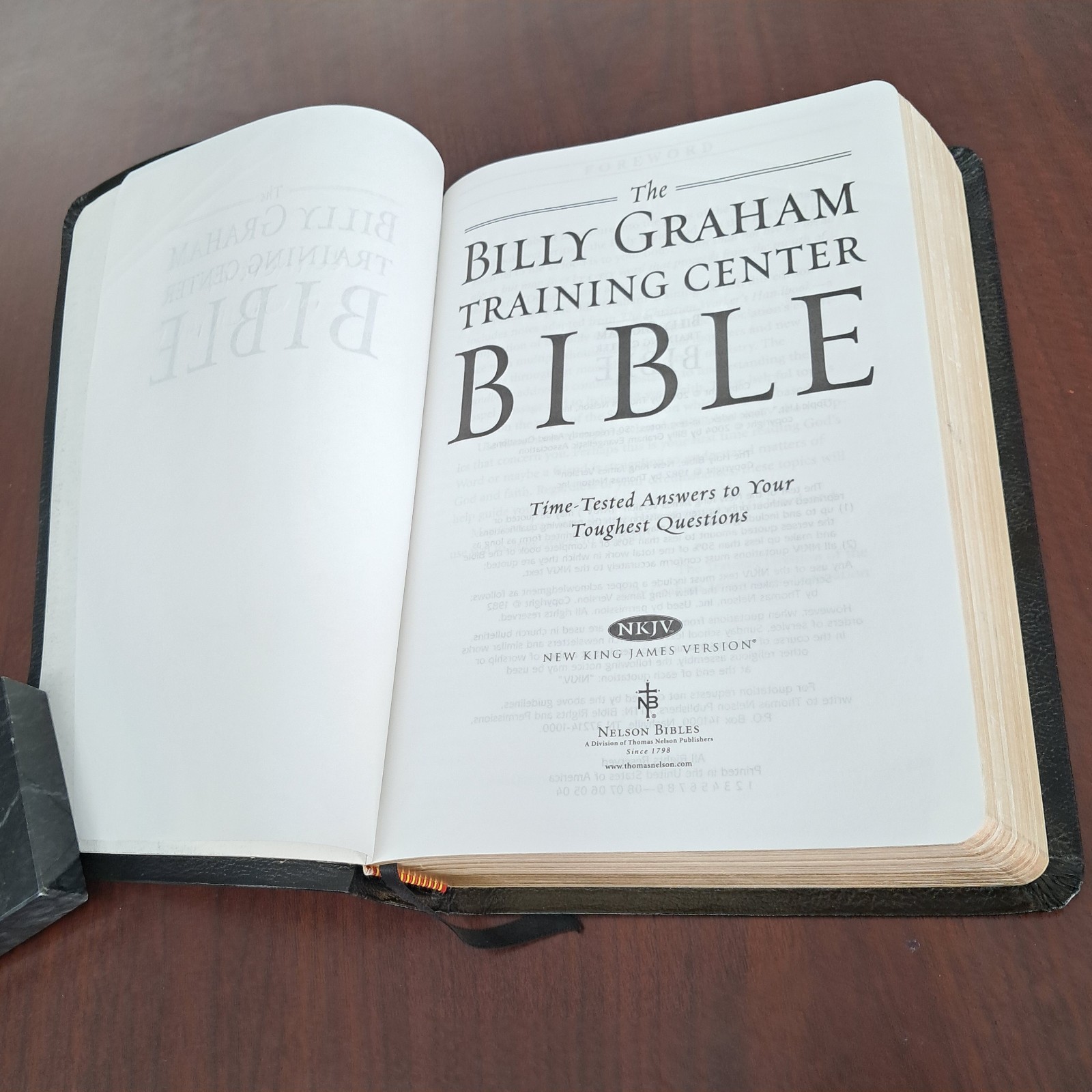 BILLY GRAHAM TRAINING CENTER BIBLE SAMARITANS PURSE NEW KING JAMES VERSION NKJV