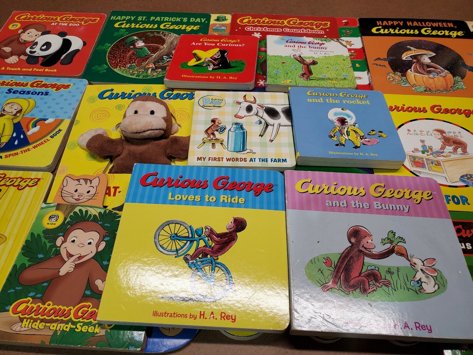 Lot of 10 CURIOUS GEORGE Board Books by Margret & H. A. Rey „Random Mix“