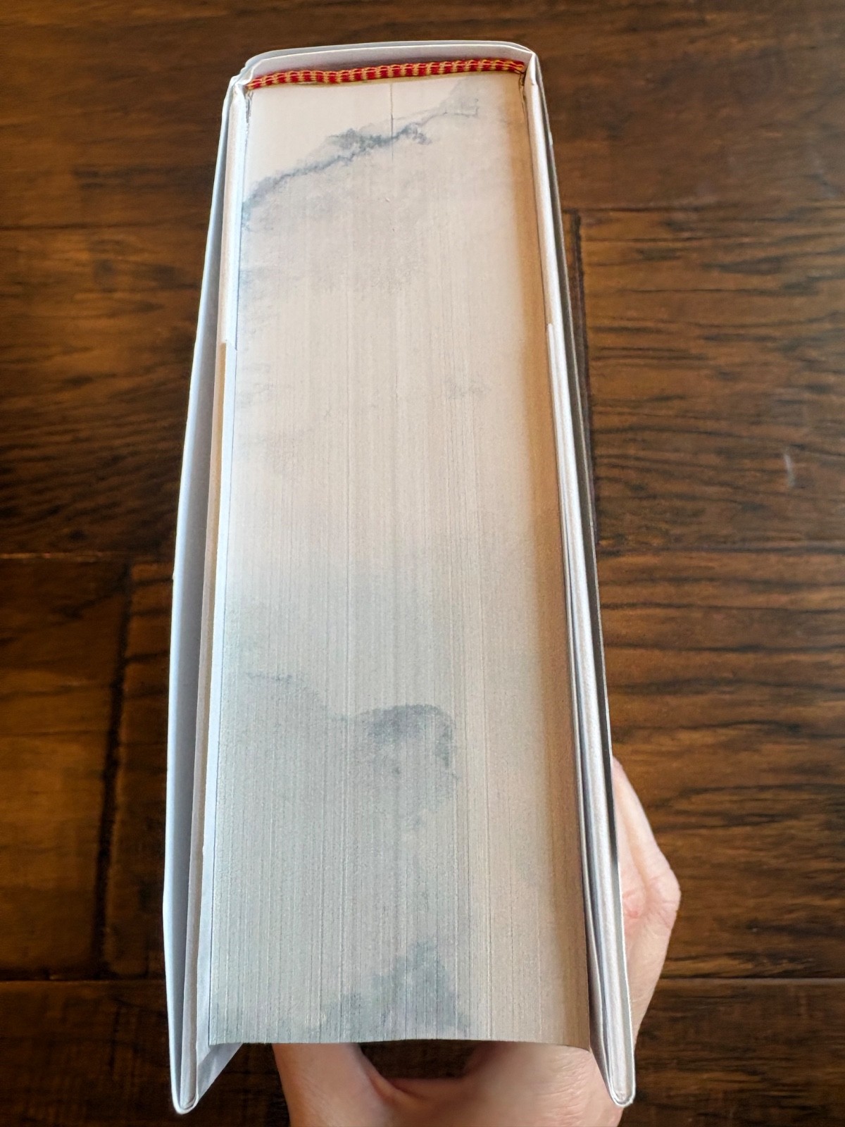 THE BROKEN BINDING special edition- SHOGUN with sprayed edges
