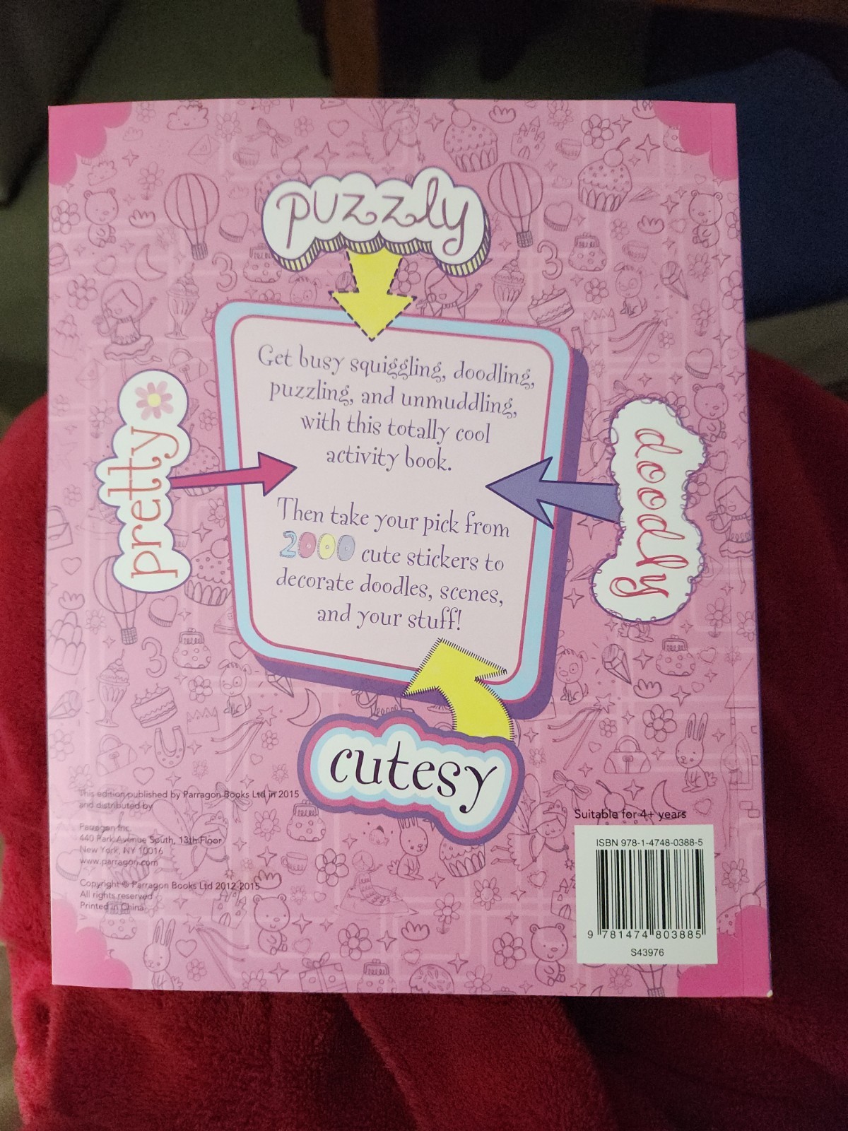GIRLS 2000 stickers Book, New Condition, Paperback 58 Pages, 8.5×10.75, Yr 2015
