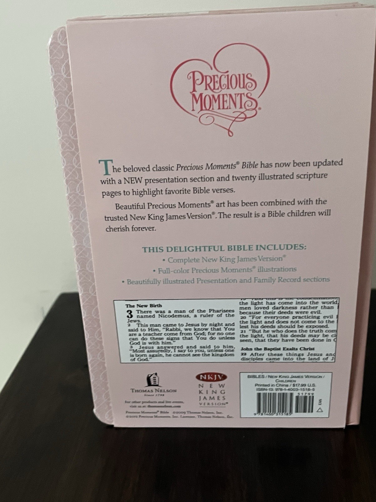Small Hands Holy Bible by Thomas Nelson Publishing Staff Hard Cover