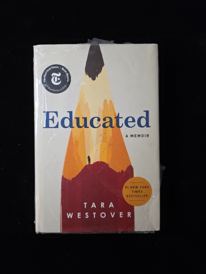 Educated : A Memoir by Tara Westover (2018, Trade Paperback, Large Type / large