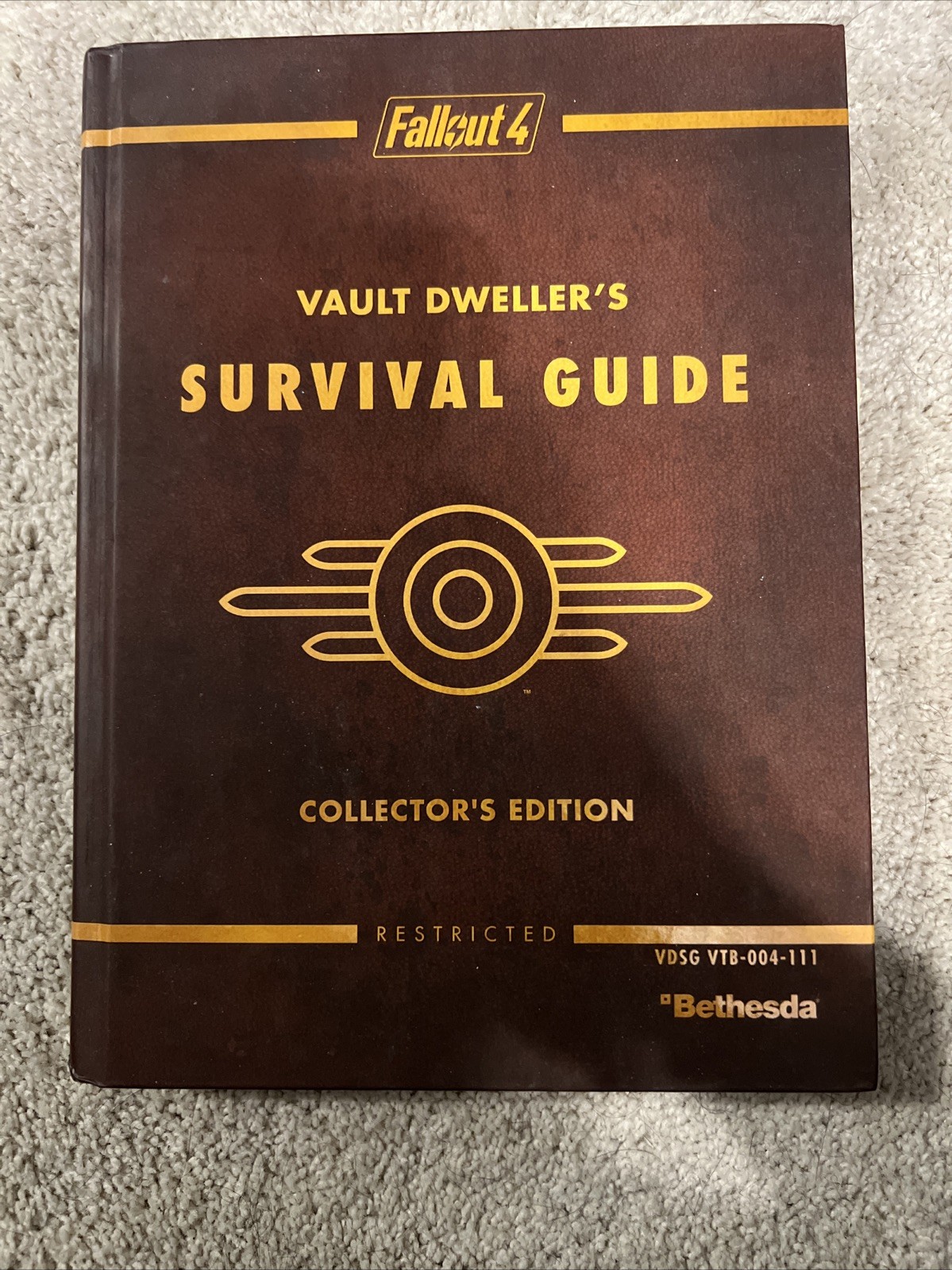 Fallout 4 Vault Dweller’s Survival Guide Restricted Collectors Edition Hardback