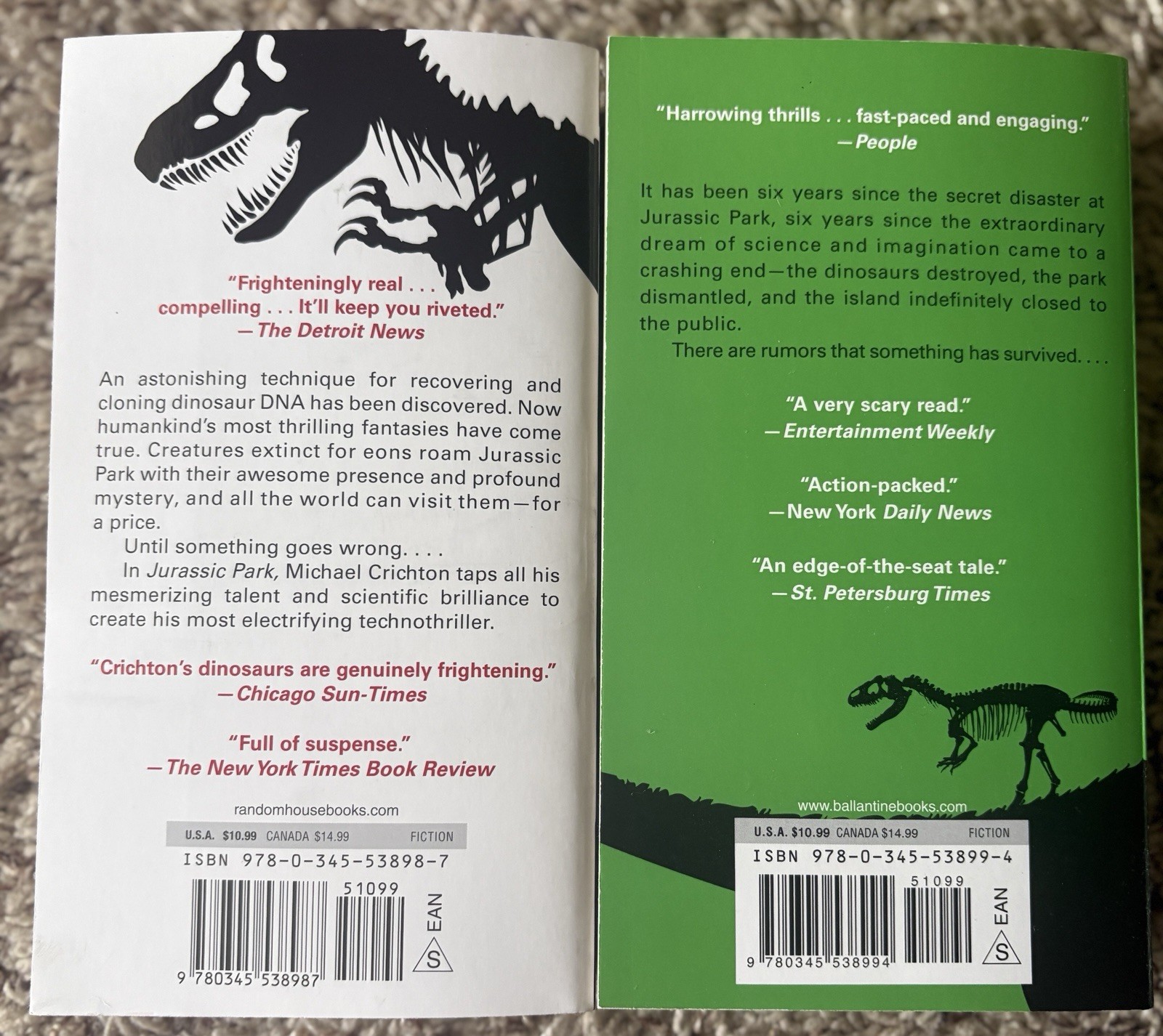 Jurassic Park and The Lost World Michael Crichton Lot of 2 Paperback Books