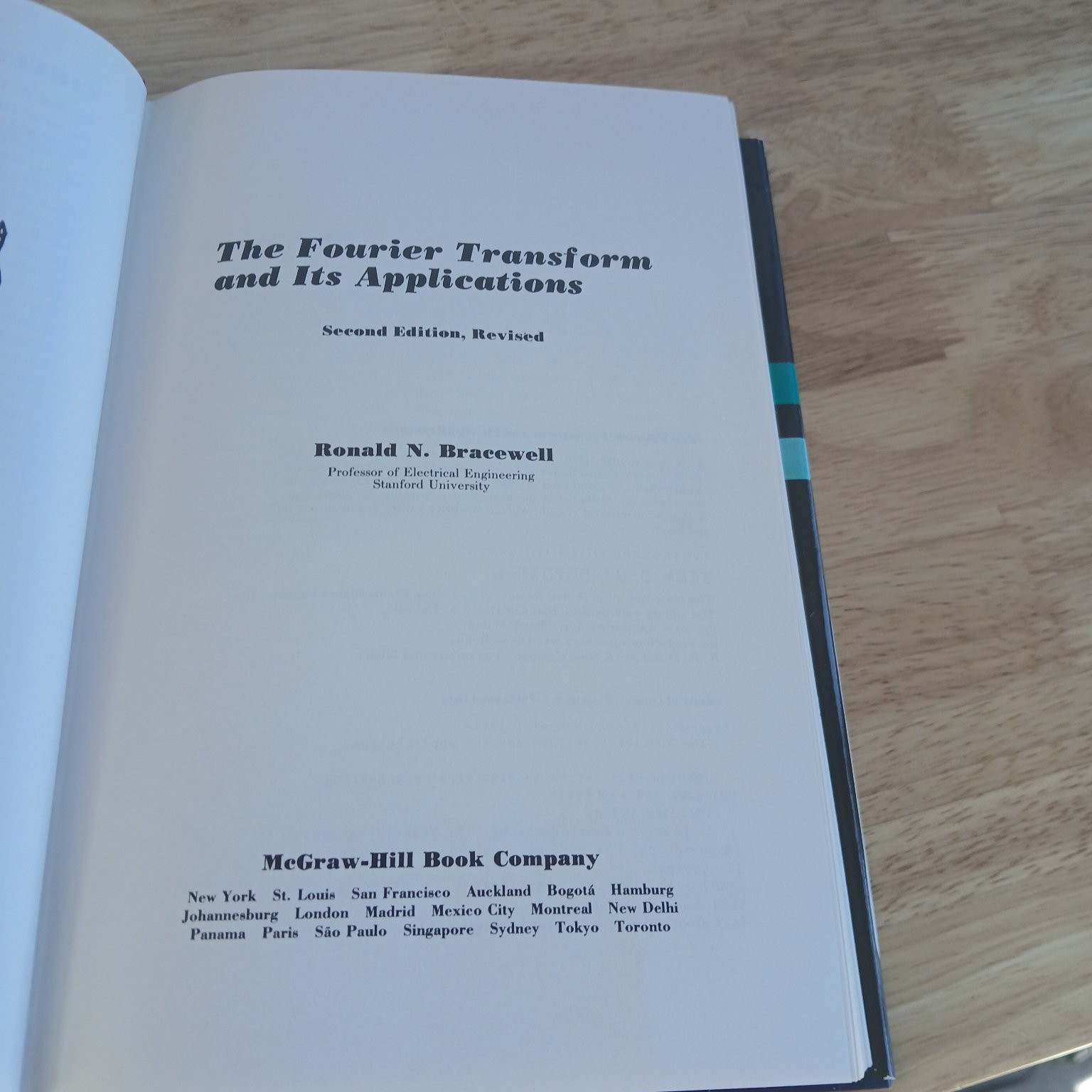The Fourier Transform & Its Applications Ronald Bracewell 1986 Second Edition