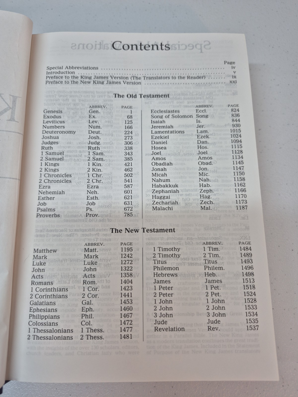 Nelson’s KJV/NKJV Parallel Bible with Center-Column References 1st Pages Removed