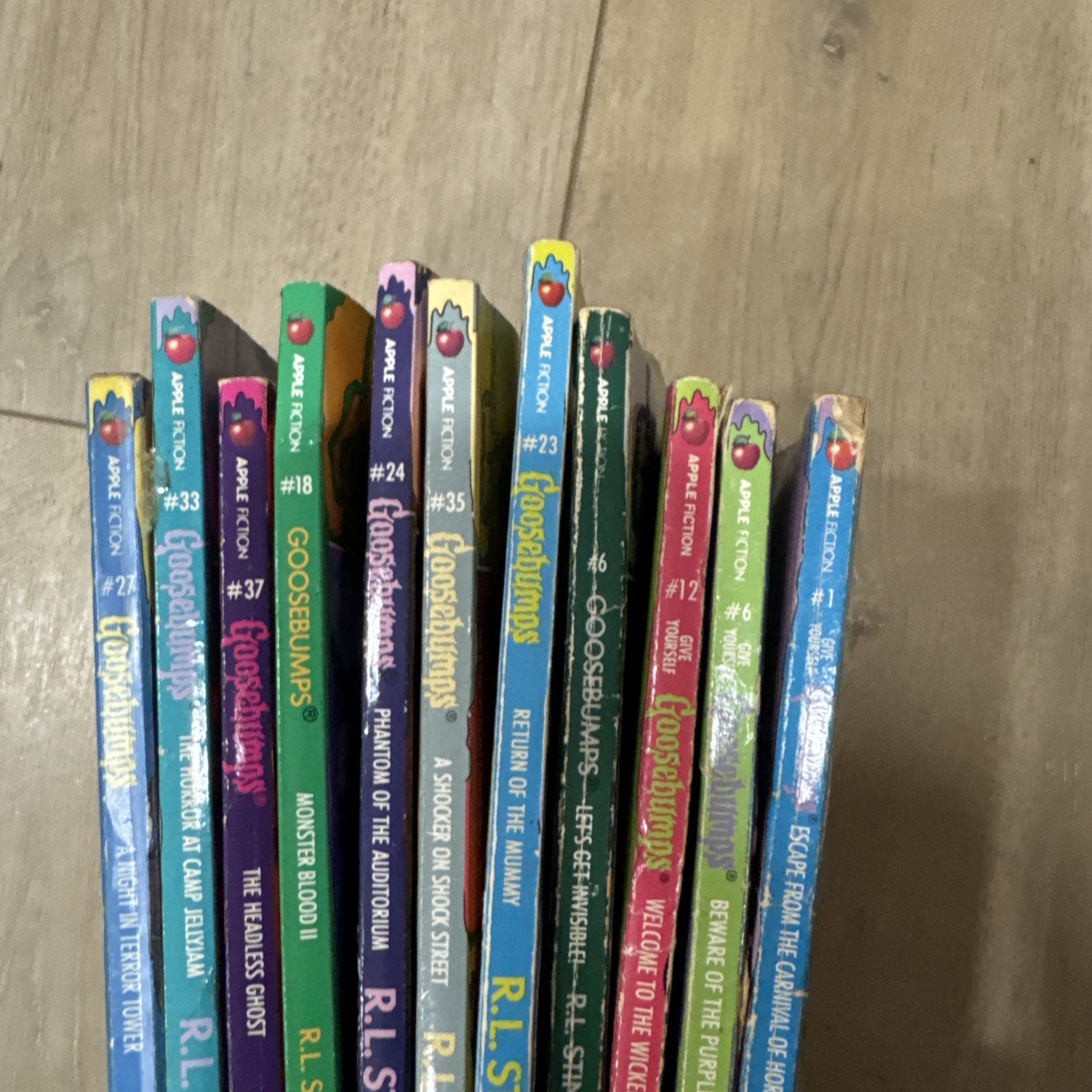 Instant Library Lot of Goosebumps Books & VHS RL Stine 1st edition vintage 90s
