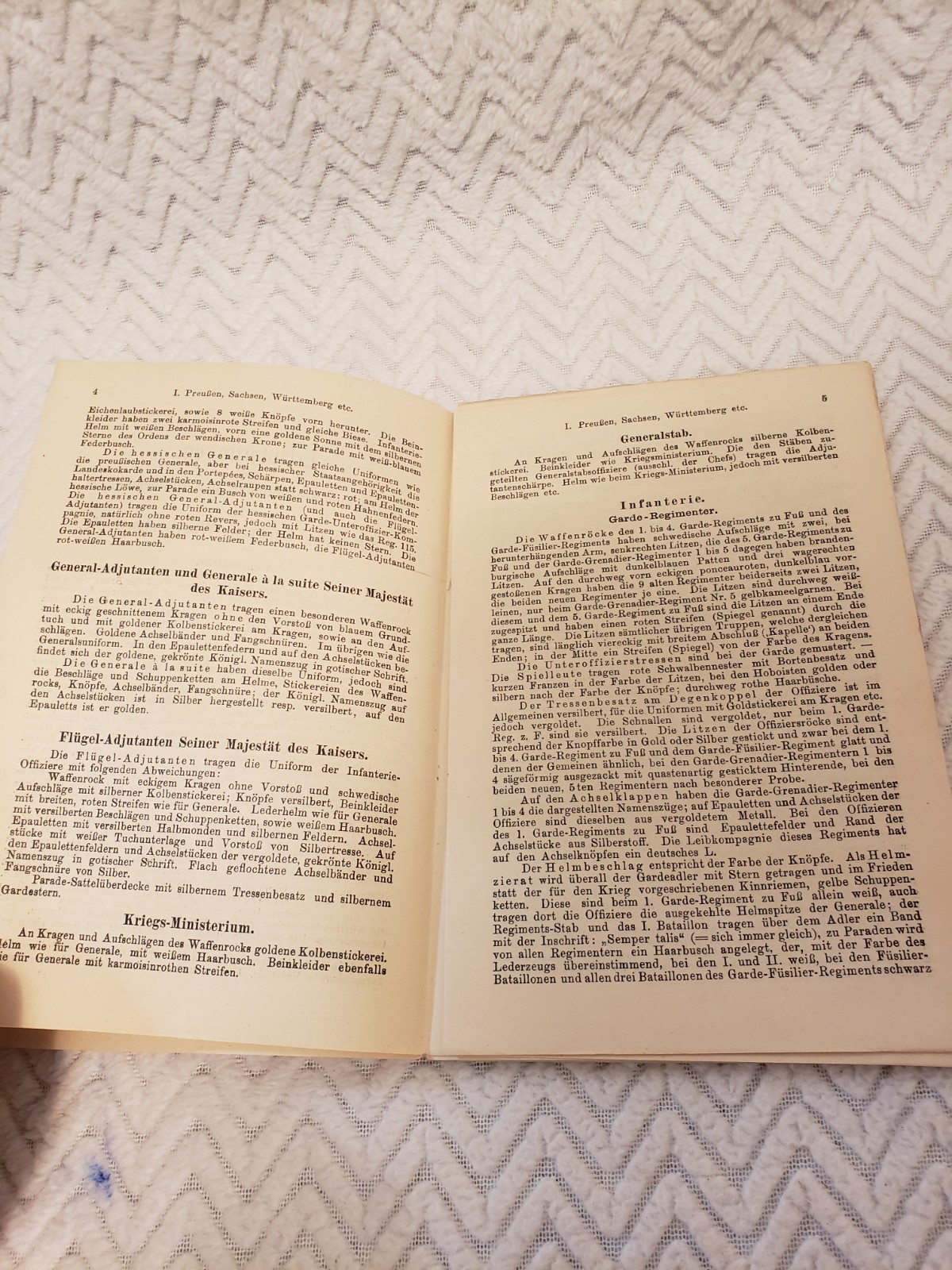 RARE 1914 Uniforms of the German Army Moritz Ruhl Leipzig Card Book WW1 Imperial
