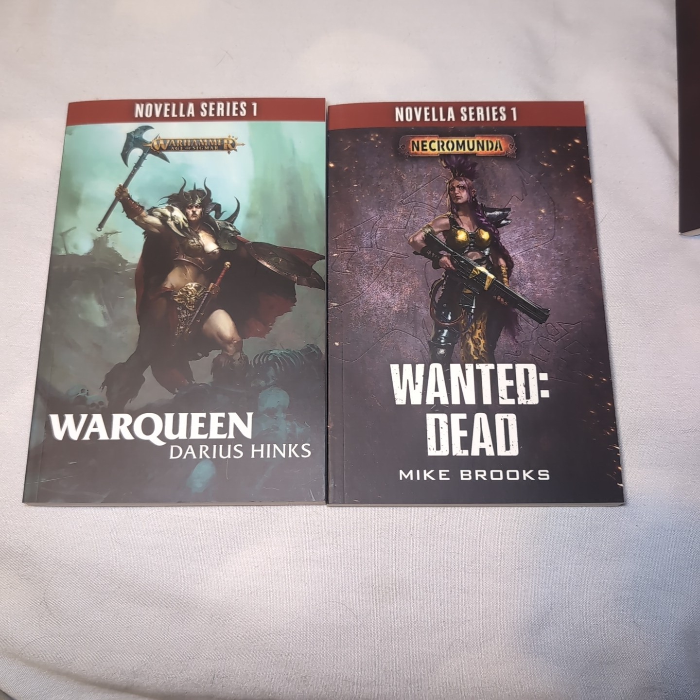 12x Warhammer Books Novels Novella Murder in Marienburg Halloween Ground