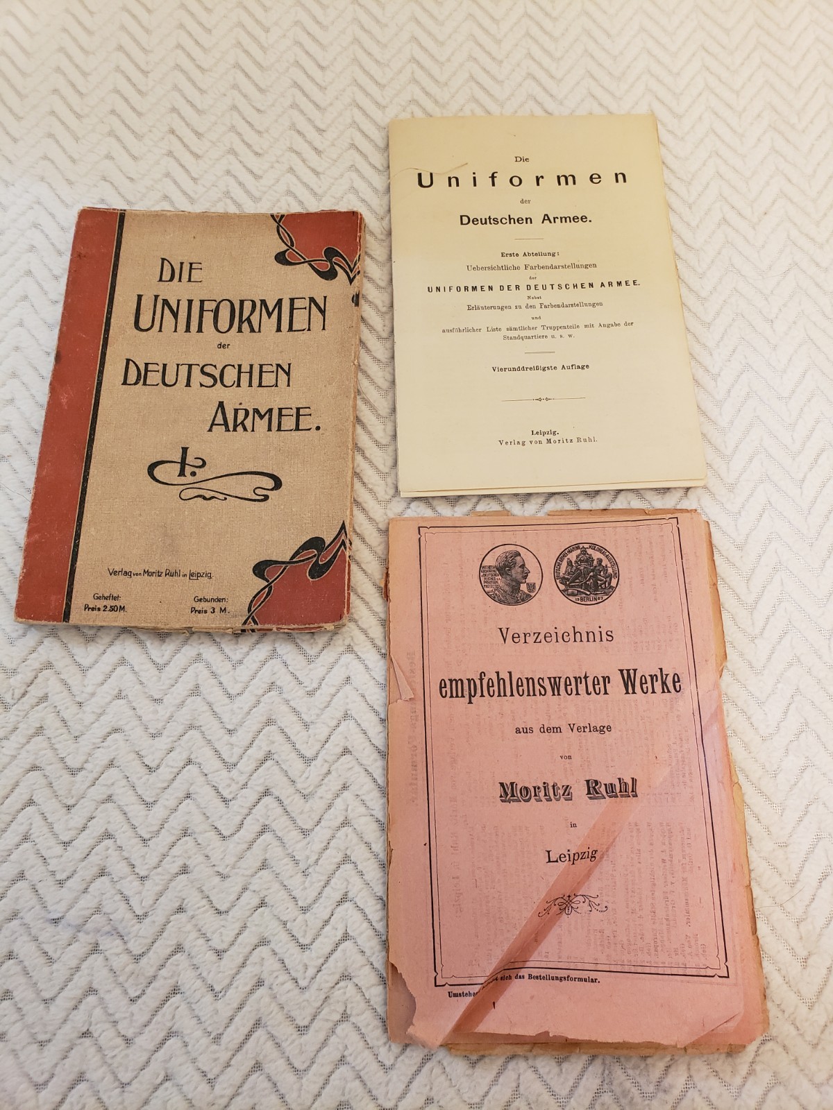 RARE 1914 Uniforms of the German Army Moritz Ruhl Leipzig Card Book WW1 Imperial