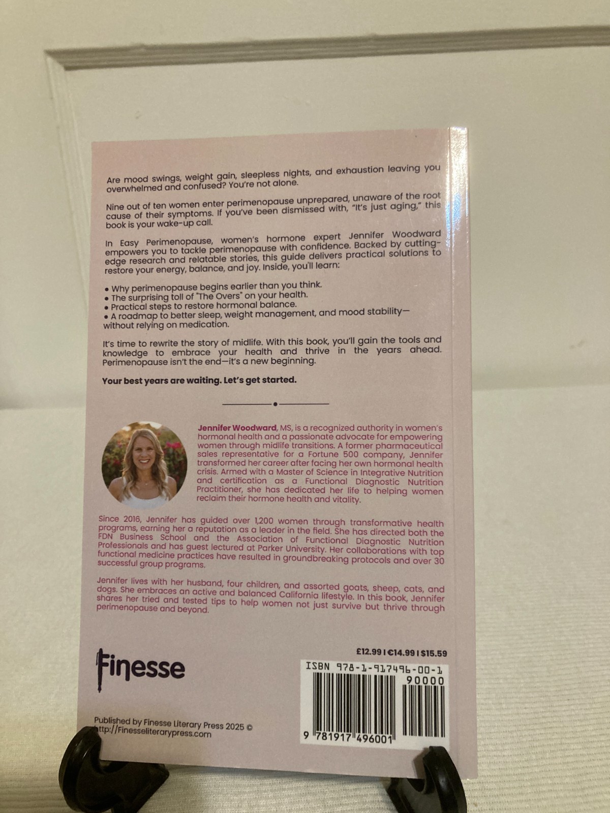 Easy Perimenopause: The Essential Guide to Modern Midlife (PB, 2025, Like New)
