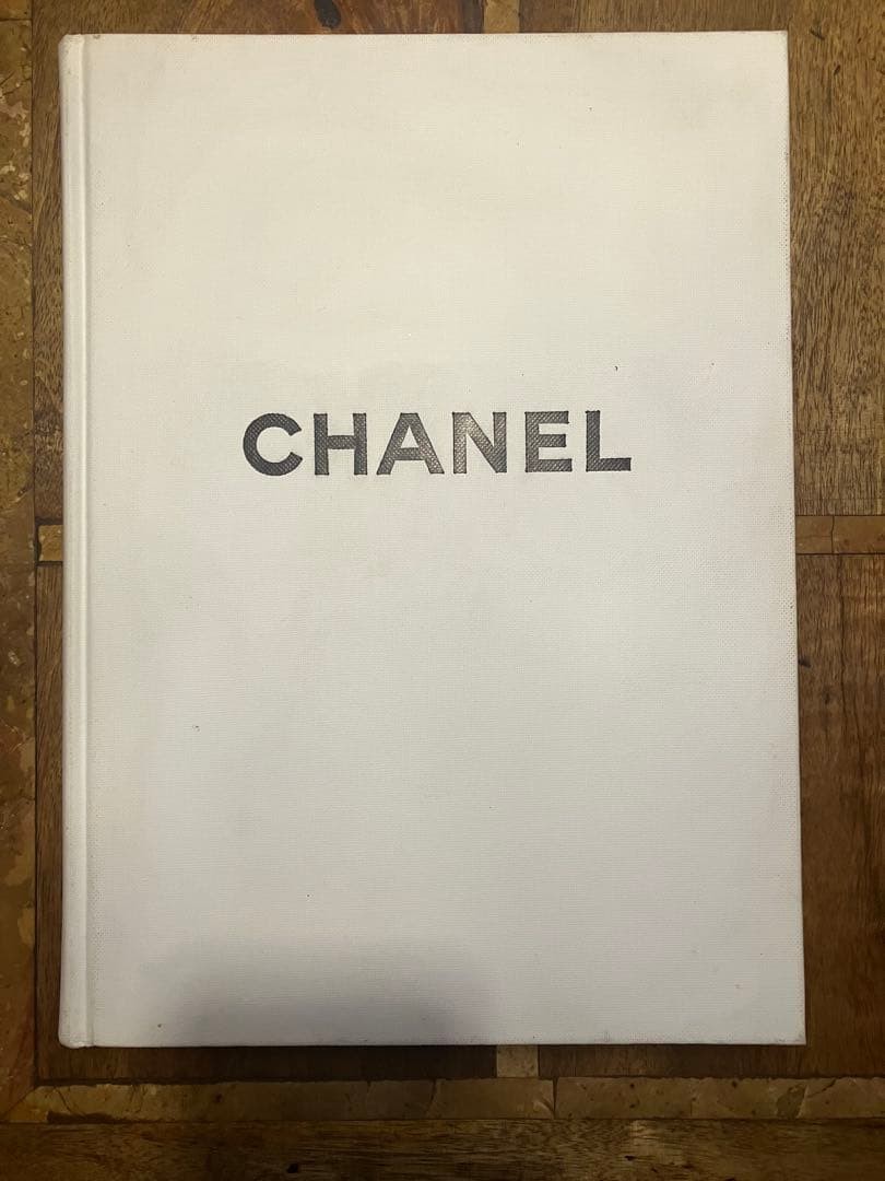CHANEL Jean Leymarie Art Book 1990 mz