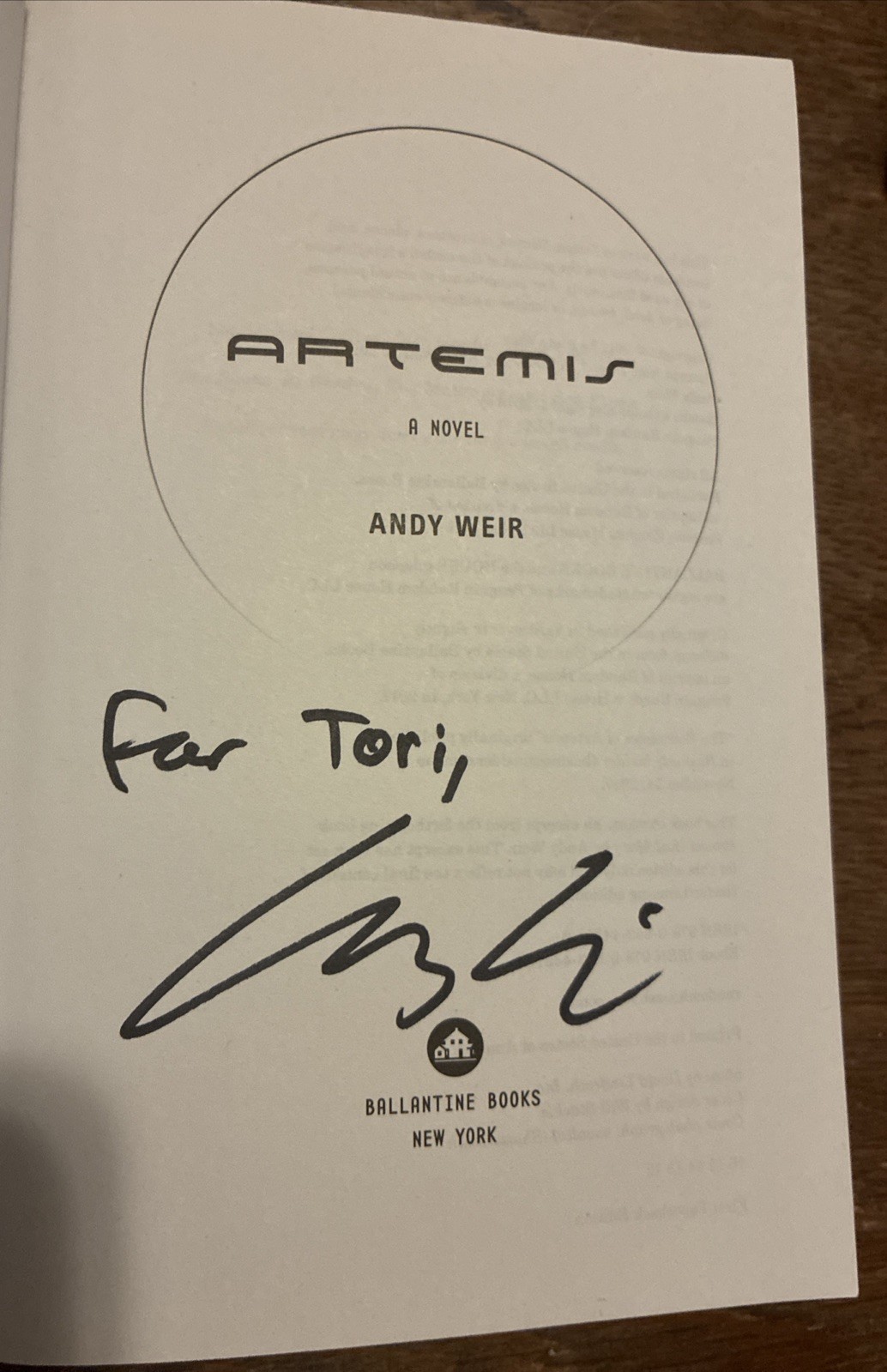 Artemis By Andy Weir SIGNED paperback 2018 Sci-fi