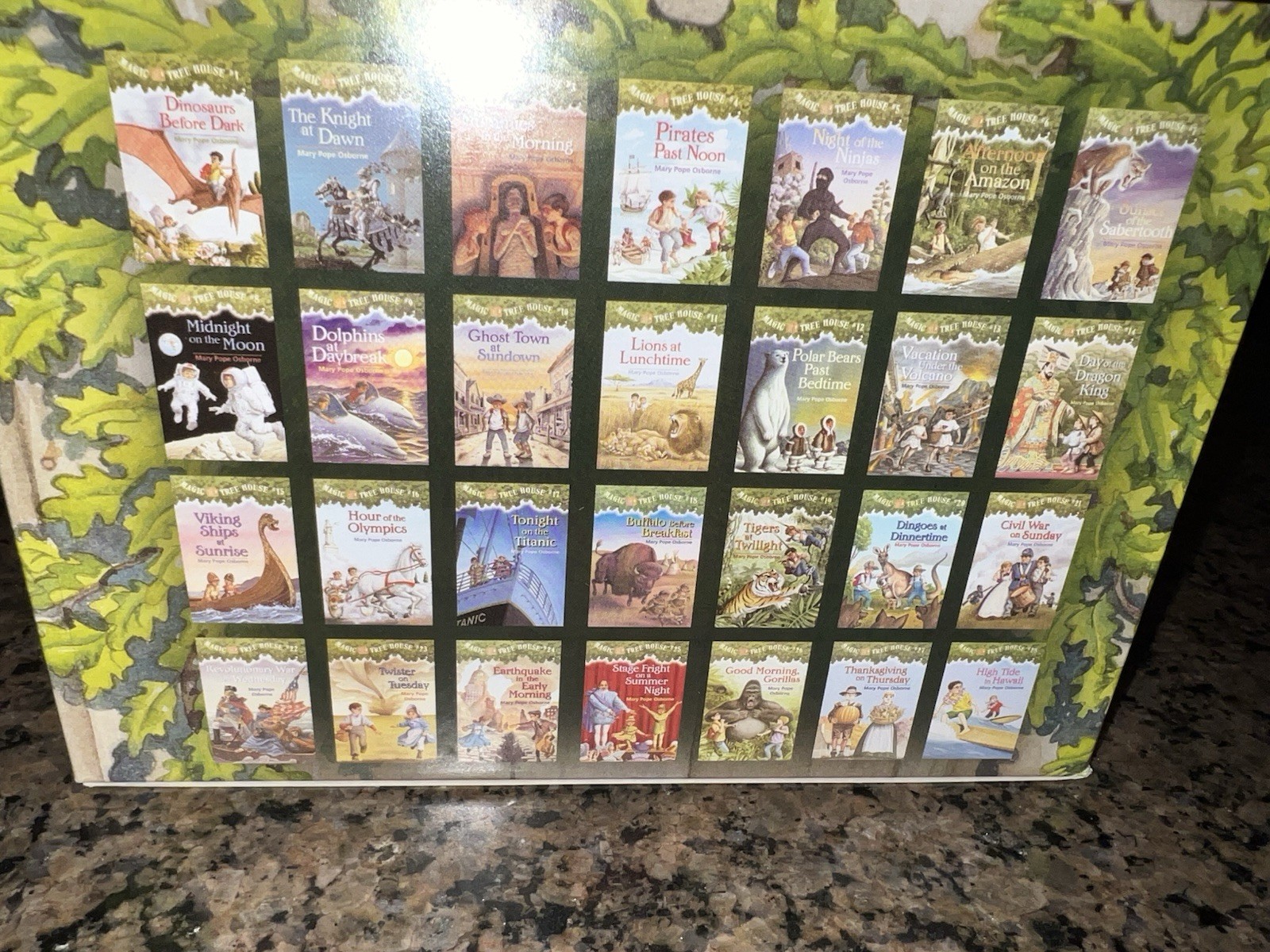 Magic Tree House 1–28 Box Set Complete 28-Book Collection