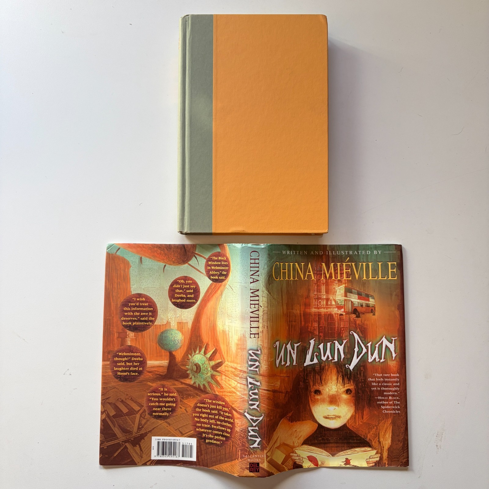 Un Lun Dun China Miéville Hardcover 2007 Del Rey Fantasy Novel Like New