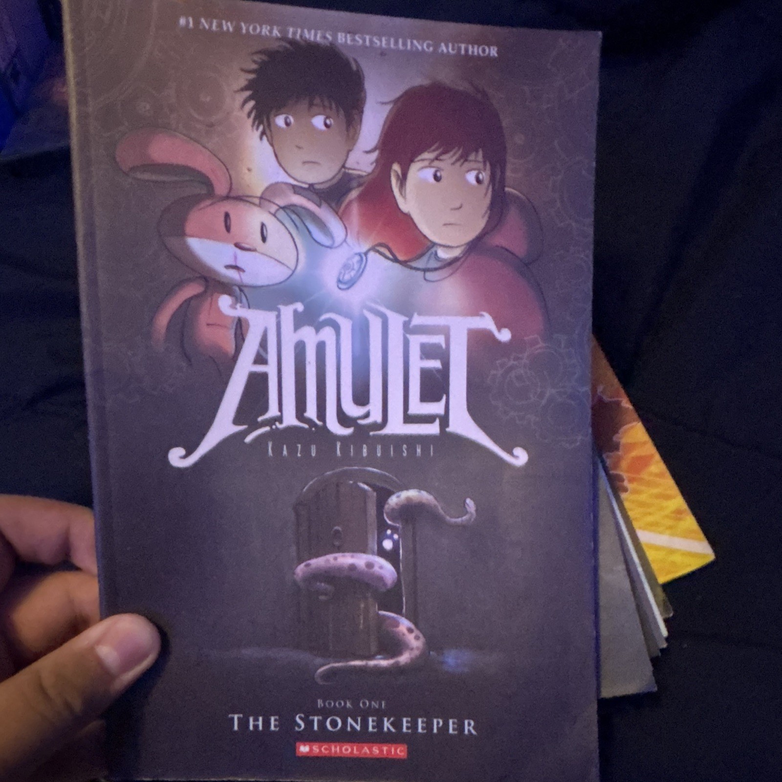 Amulet: Eight Book Collection Box Set Vol 1-8 Illustrated Kazu Kibuishi