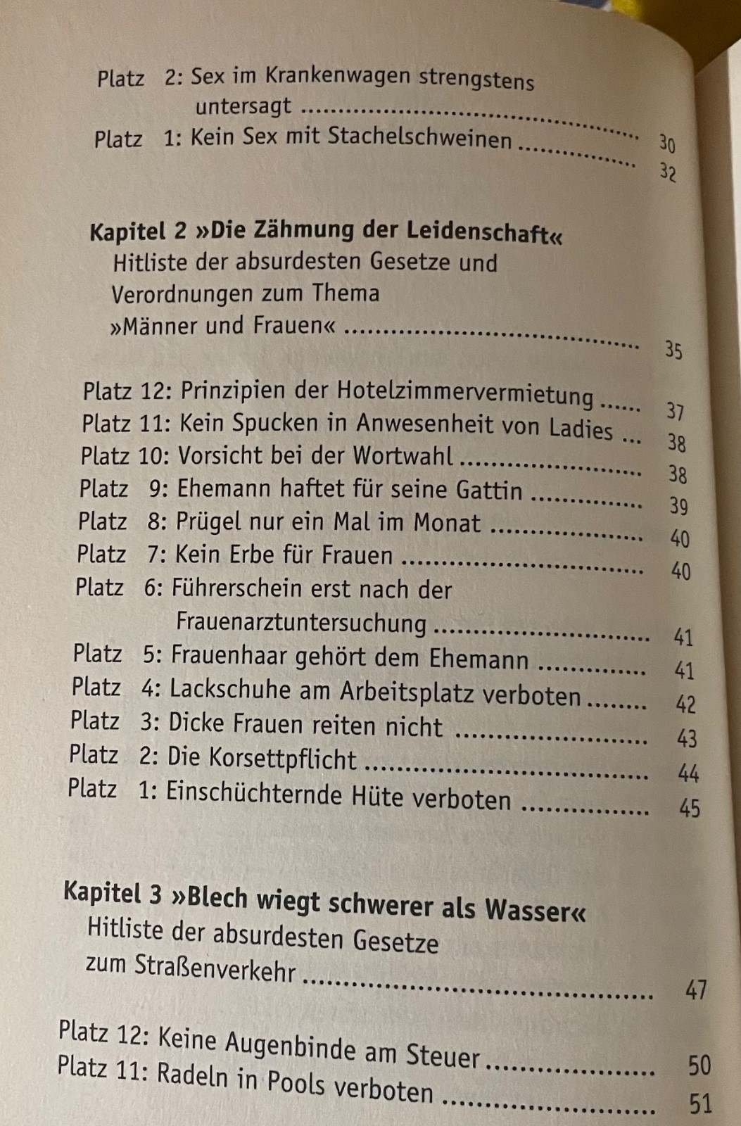 Öffentliche Mülleimer dürfen nicht sexuell belästigt werden by Justus Richter