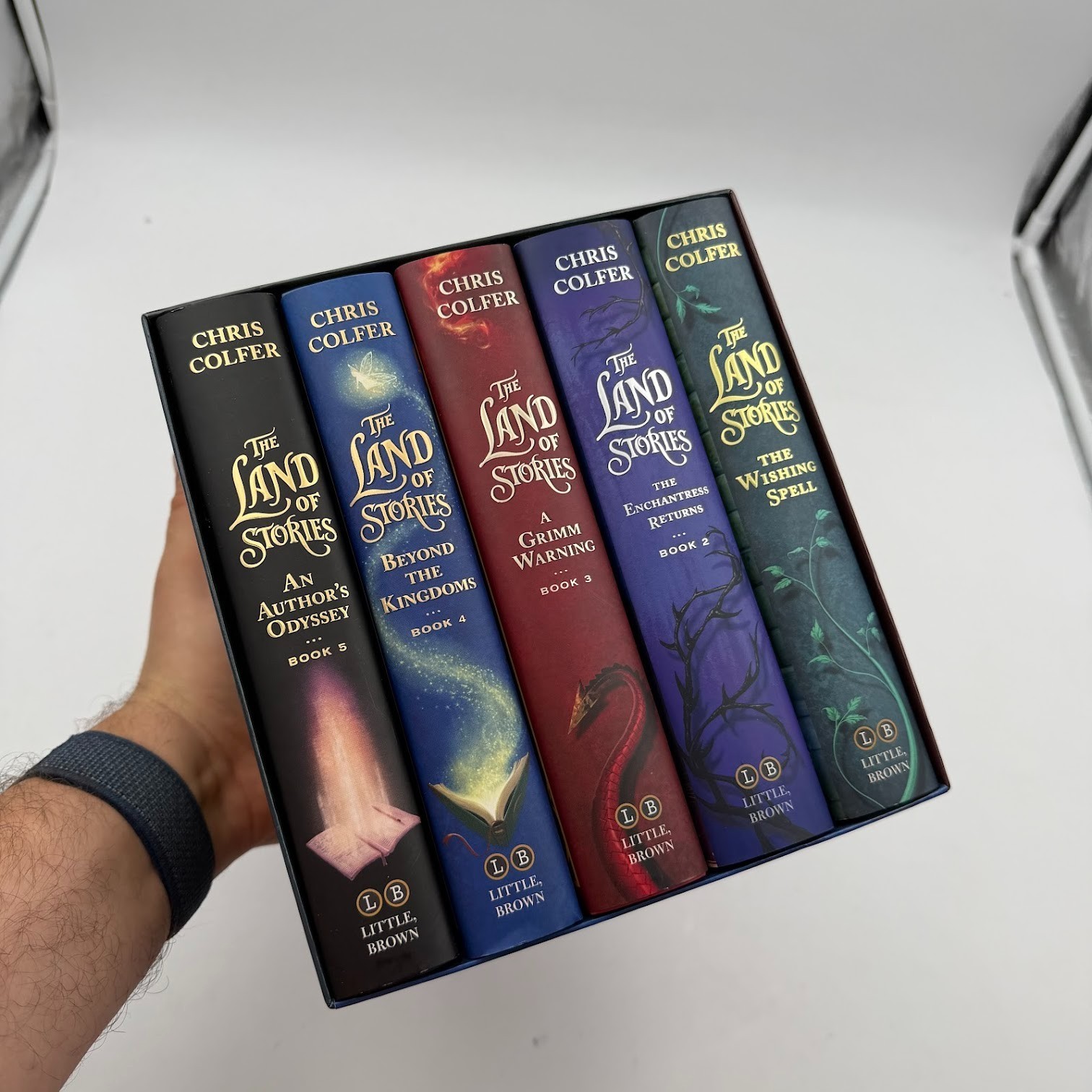 Land of Stories Hardcover Gift Set by Chris Colfer (2016, Hardcover) Vol. 1-5
