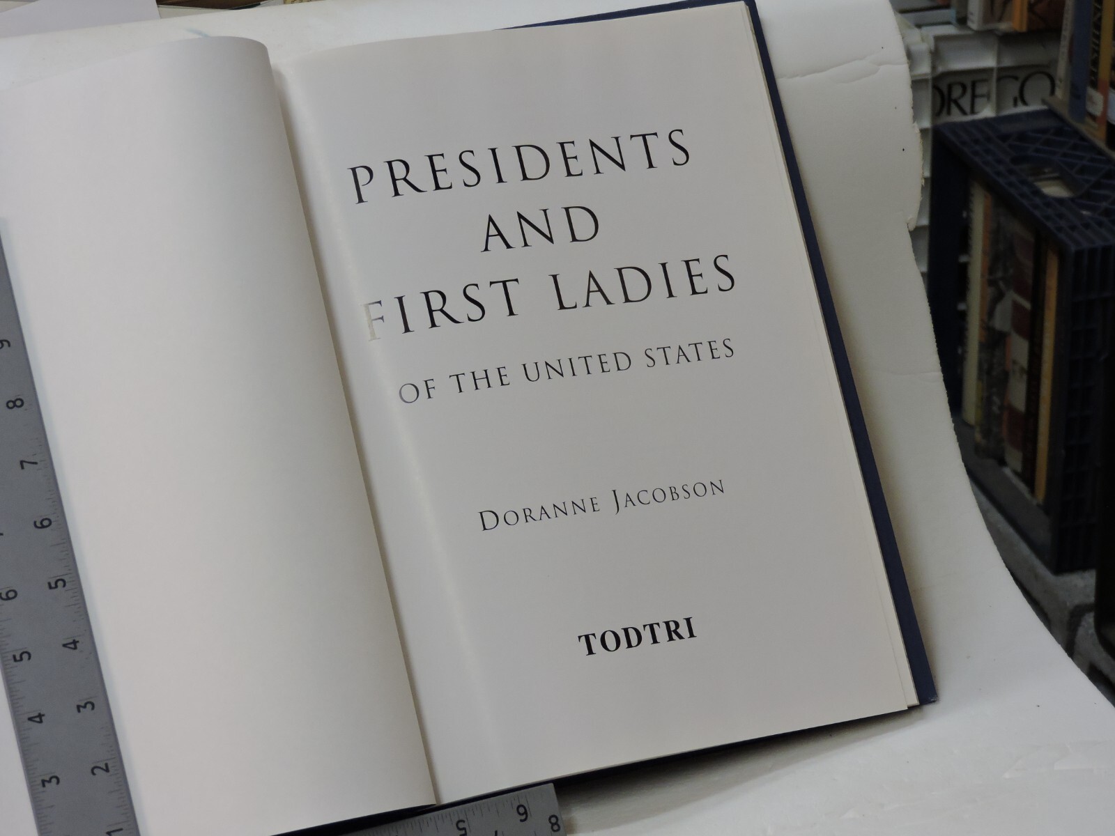 Presidents and First Ladies of the United States by Doranne Jacobson (1995,…