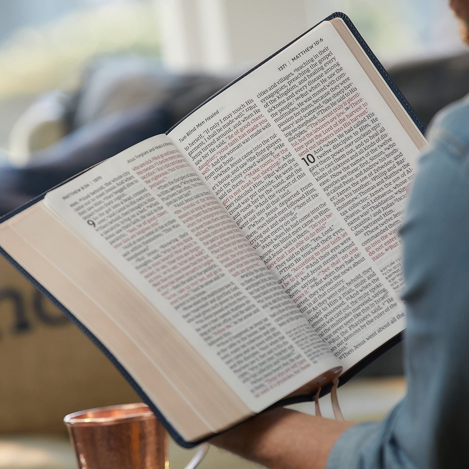NKJV Holy Bible, Super Giant Print Reference Bible, Black Leathersoft, 43,000
