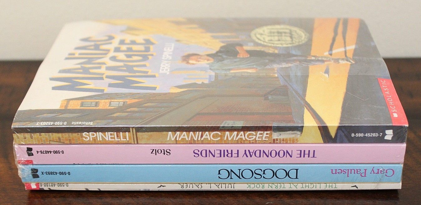 NEW Vintage SCHOLASTIC NEWBERY MEDAL BOOK LOT Maniac Magee Dogsong SEALED Books