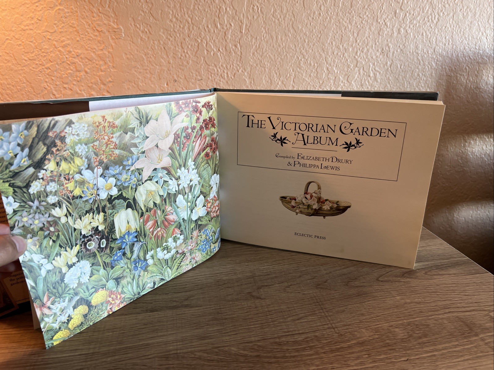 VICTORIAN GARDEN ALBUM 301 by Lewis, Philippa Hardcover Book