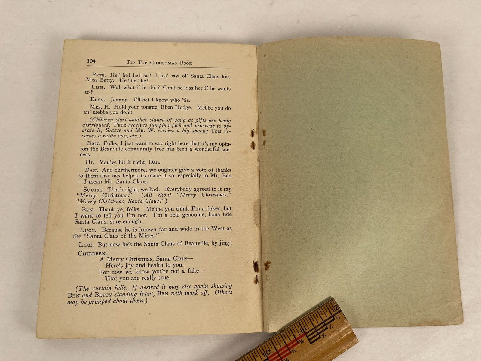 1927, Tip Top Christmas Book The Willis N. Bugbee Co Syracuse, NY PB 104 pgs