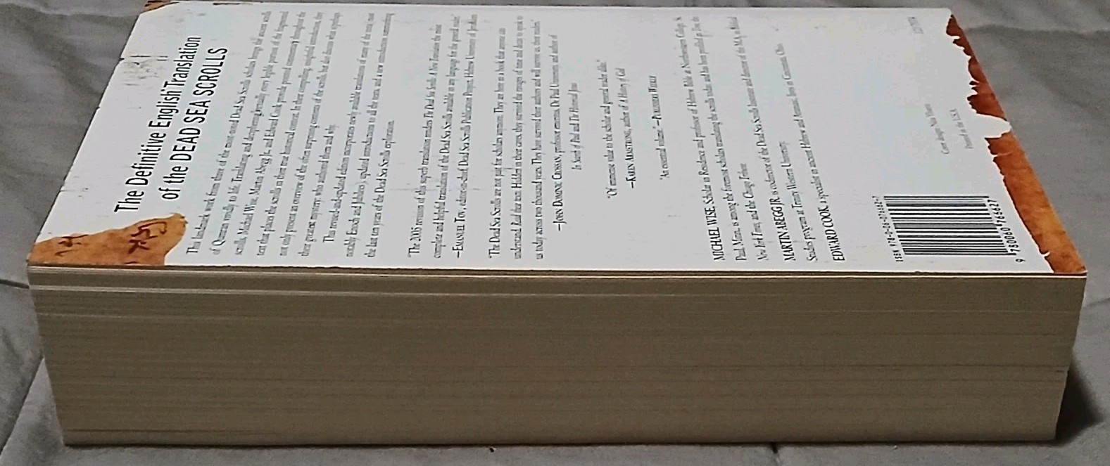 Dead Sea Scrolls – Revised Edition : A New Translation by Michael O. Wise, 2005