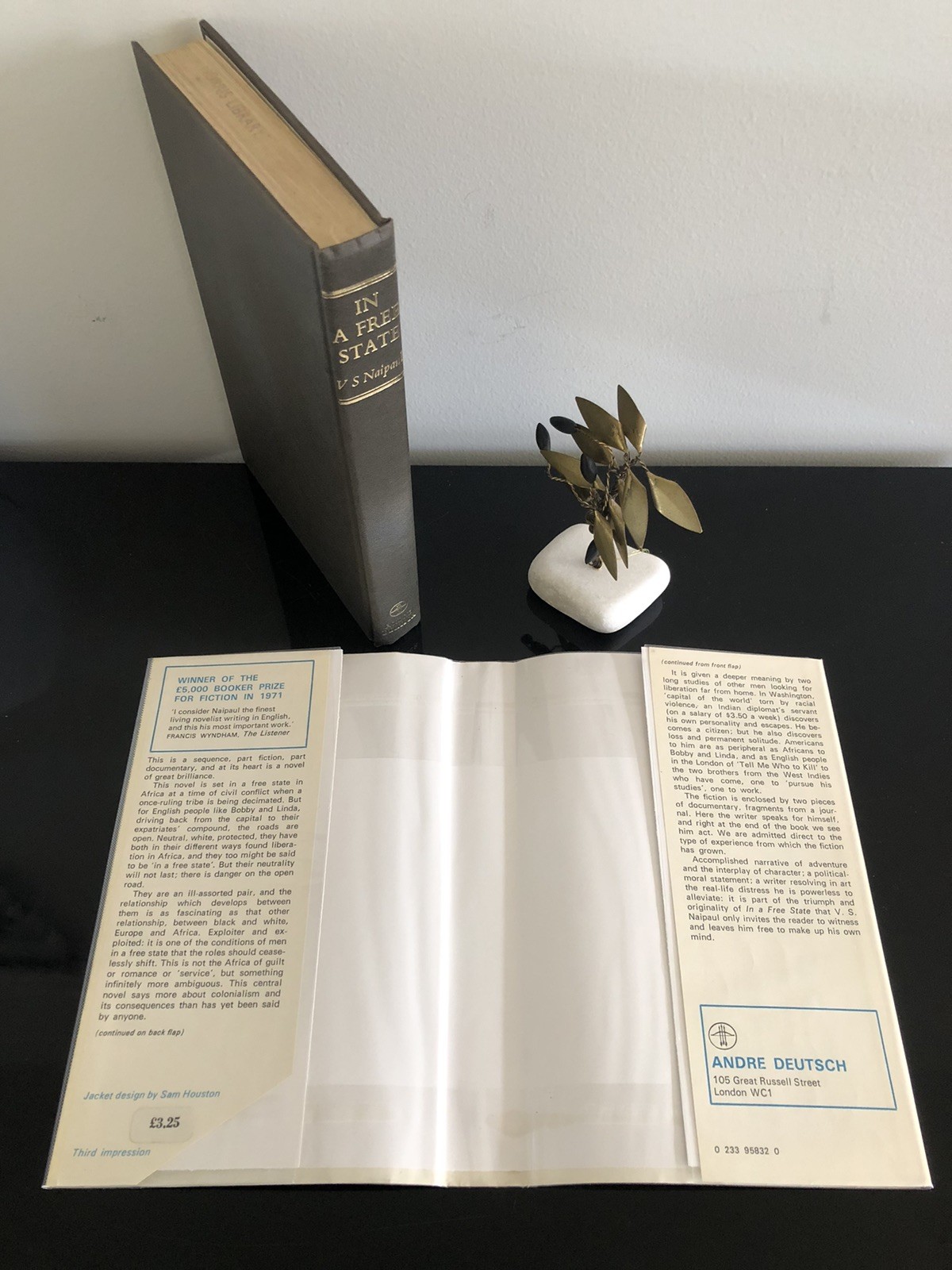 V S Naipaul In A Free State A.Deutsche Ex Lib 1972 Jan. H/C D/J V/G
