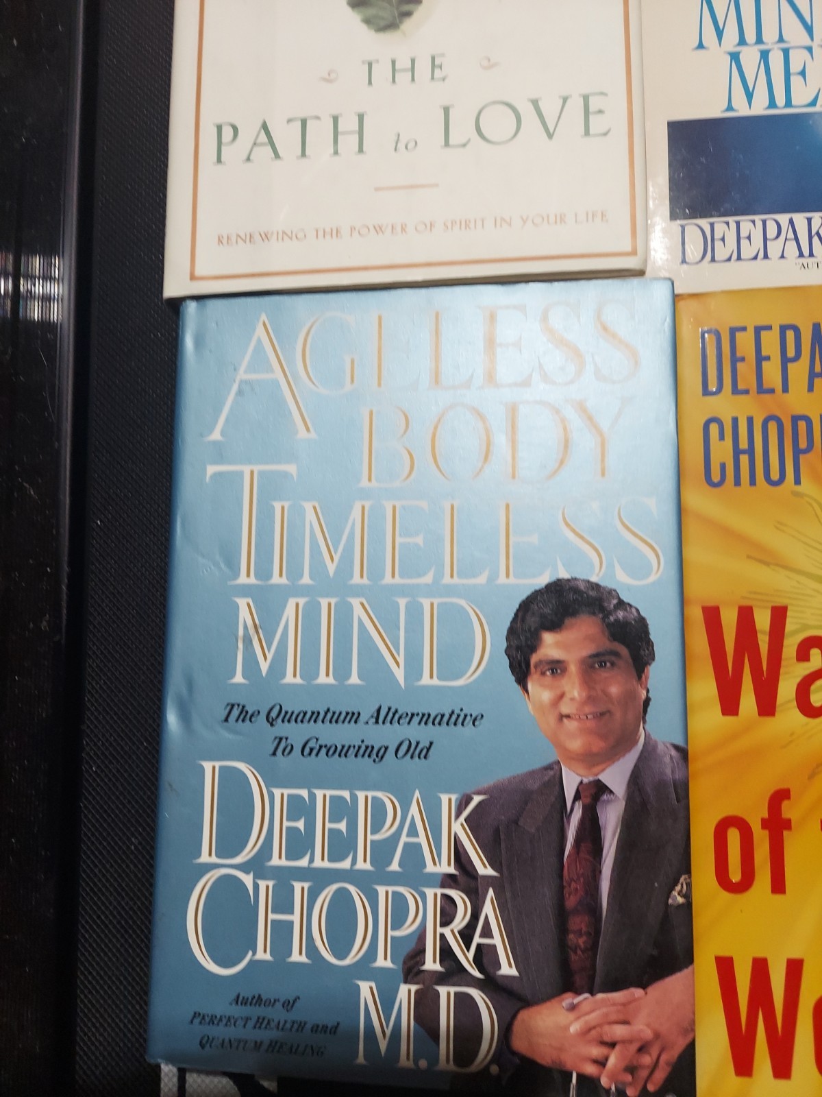 6 Book lot Eckhart Tolle, Deepock Chopra, A new Earth, The path of love, ageless