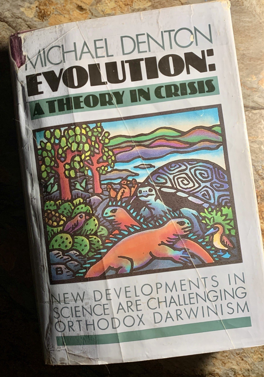 Micheal Denton EVOLUTION: A THEORY IN CRISIS *Read Discrimination Section & Pics