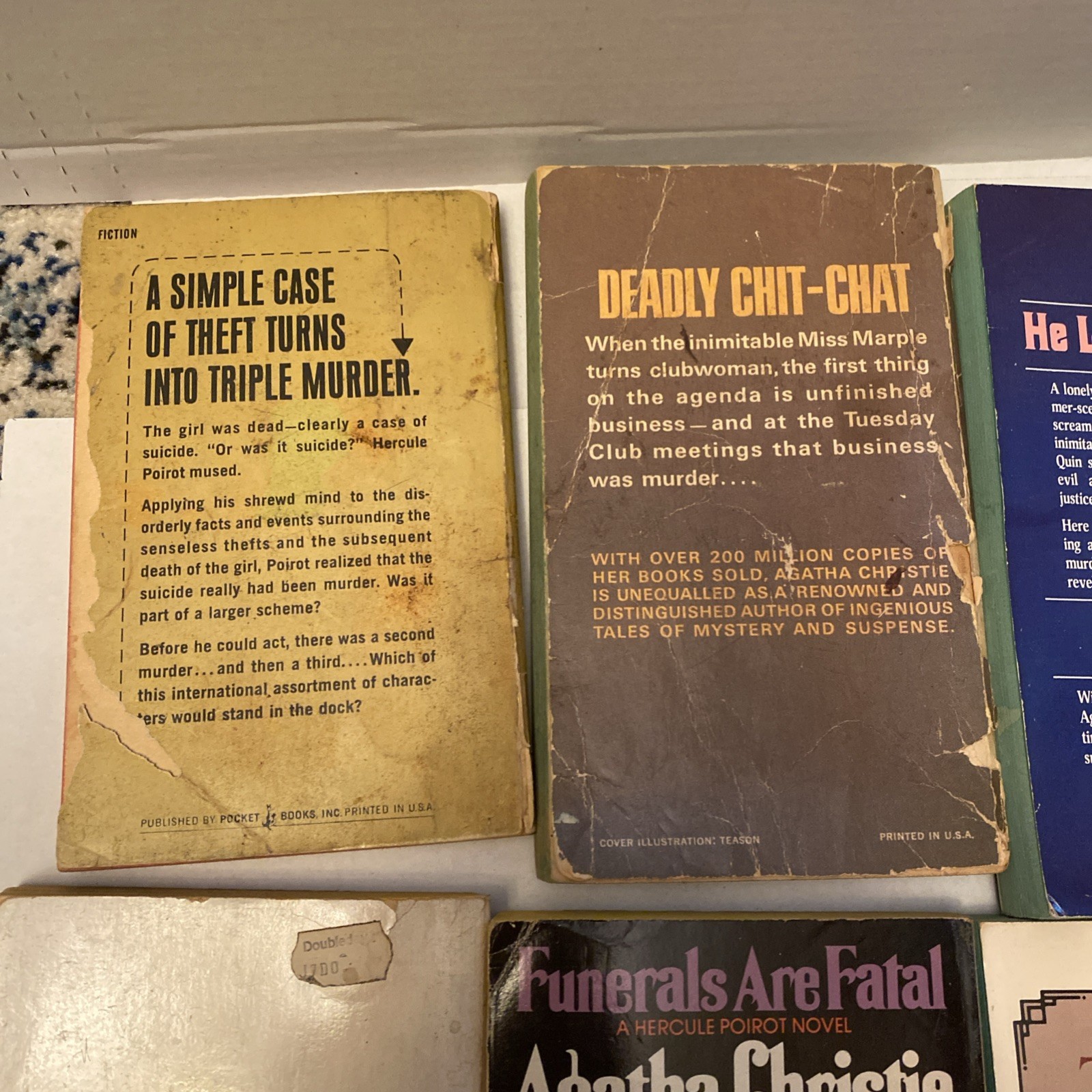 Lot of 8 AGATHA CHRISTIE Mysteries Paperback