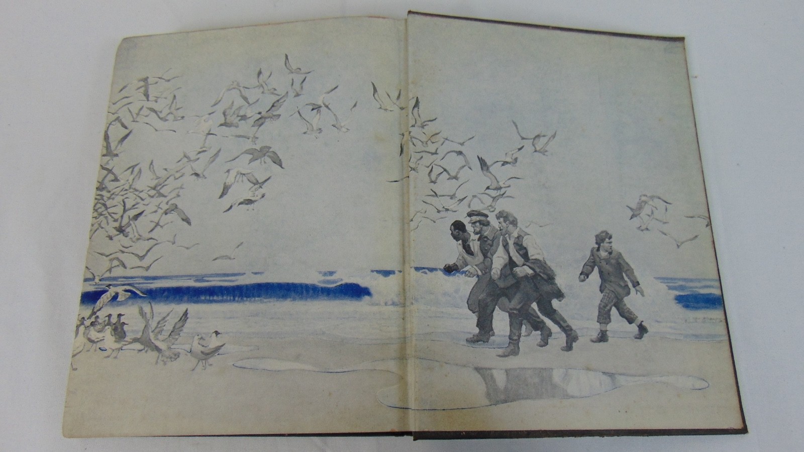 The Mysterious Island Jules Verne Book, Scribner’s, 1918 / 30 Hard cover Book
