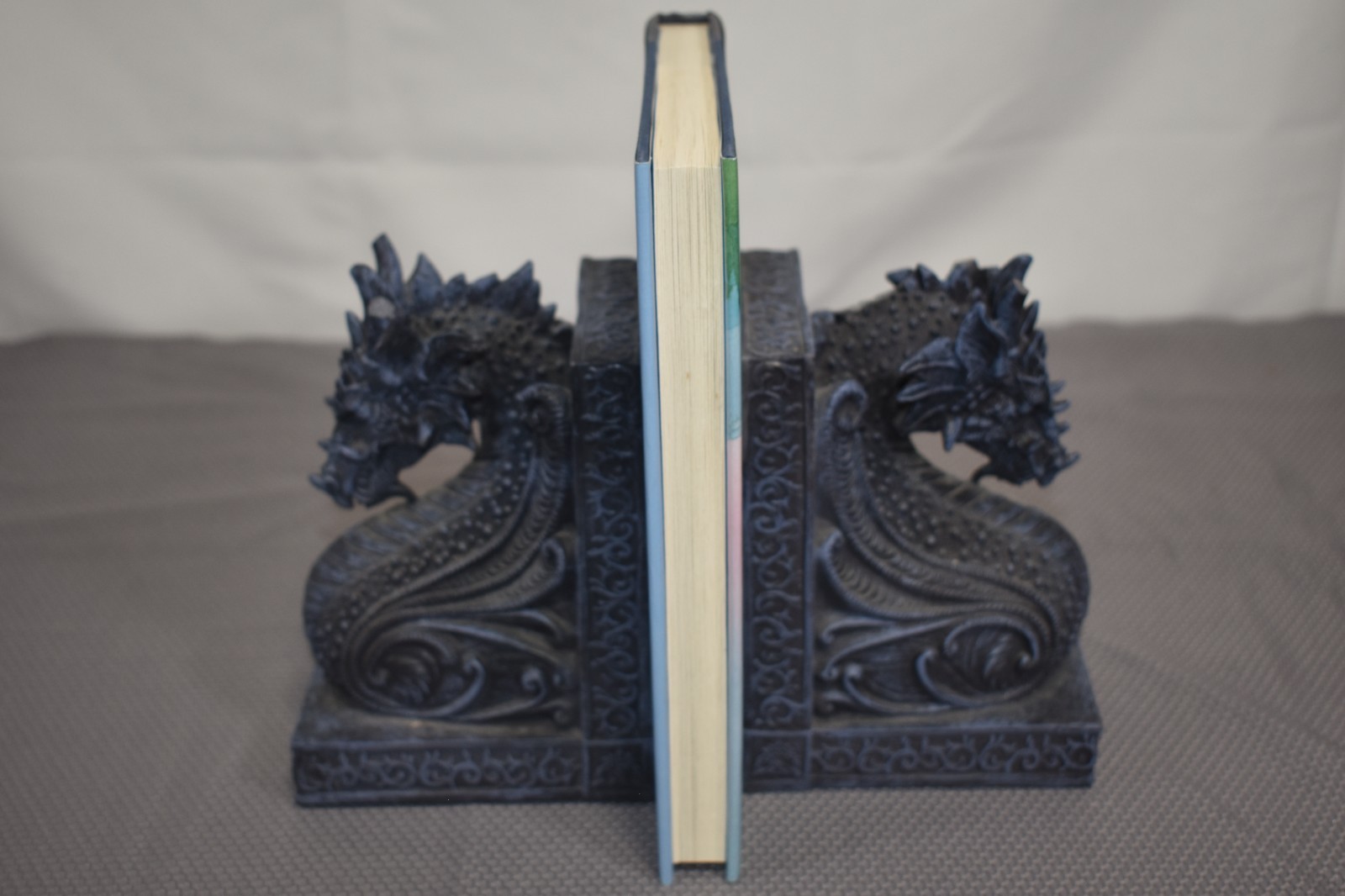 Hatchet by Gary Paulsen (1987, Hardcover, 1st Edition/8th Printing, signed)
