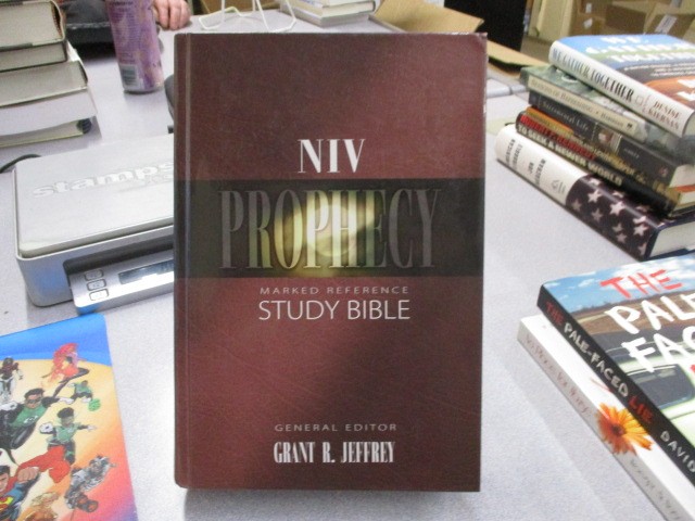NIV Prophecy Marked Reference Study Bible – Hardcover,