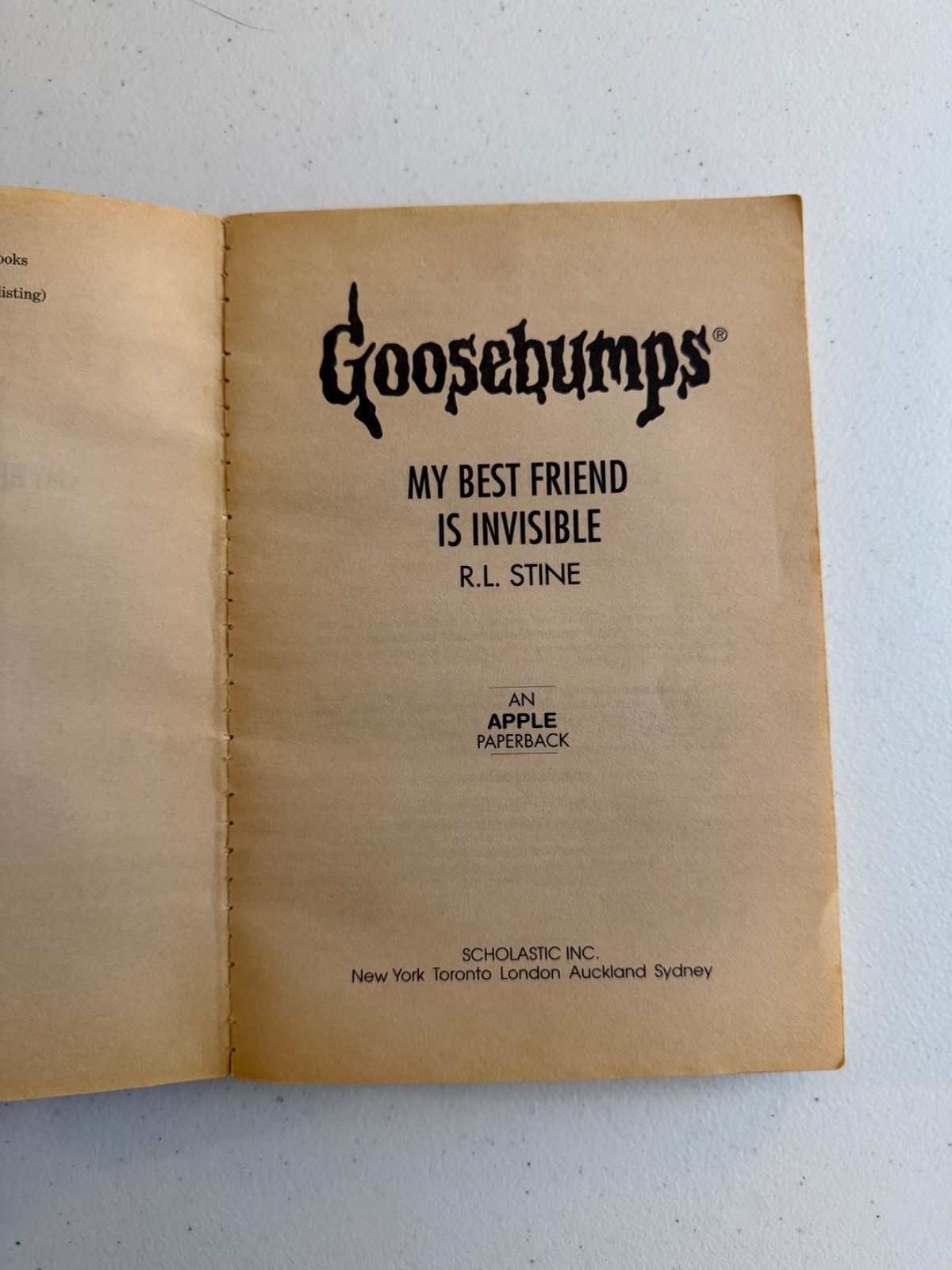 R.L. Stine Goosebumps – My Best Friend is Invisible #57 See Description