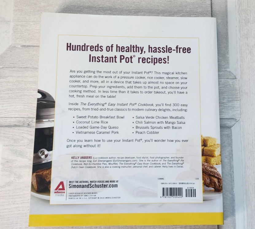 Everything Easy Instant Pot Cookbook paperback 2018 302 pages 300 recipes nice
