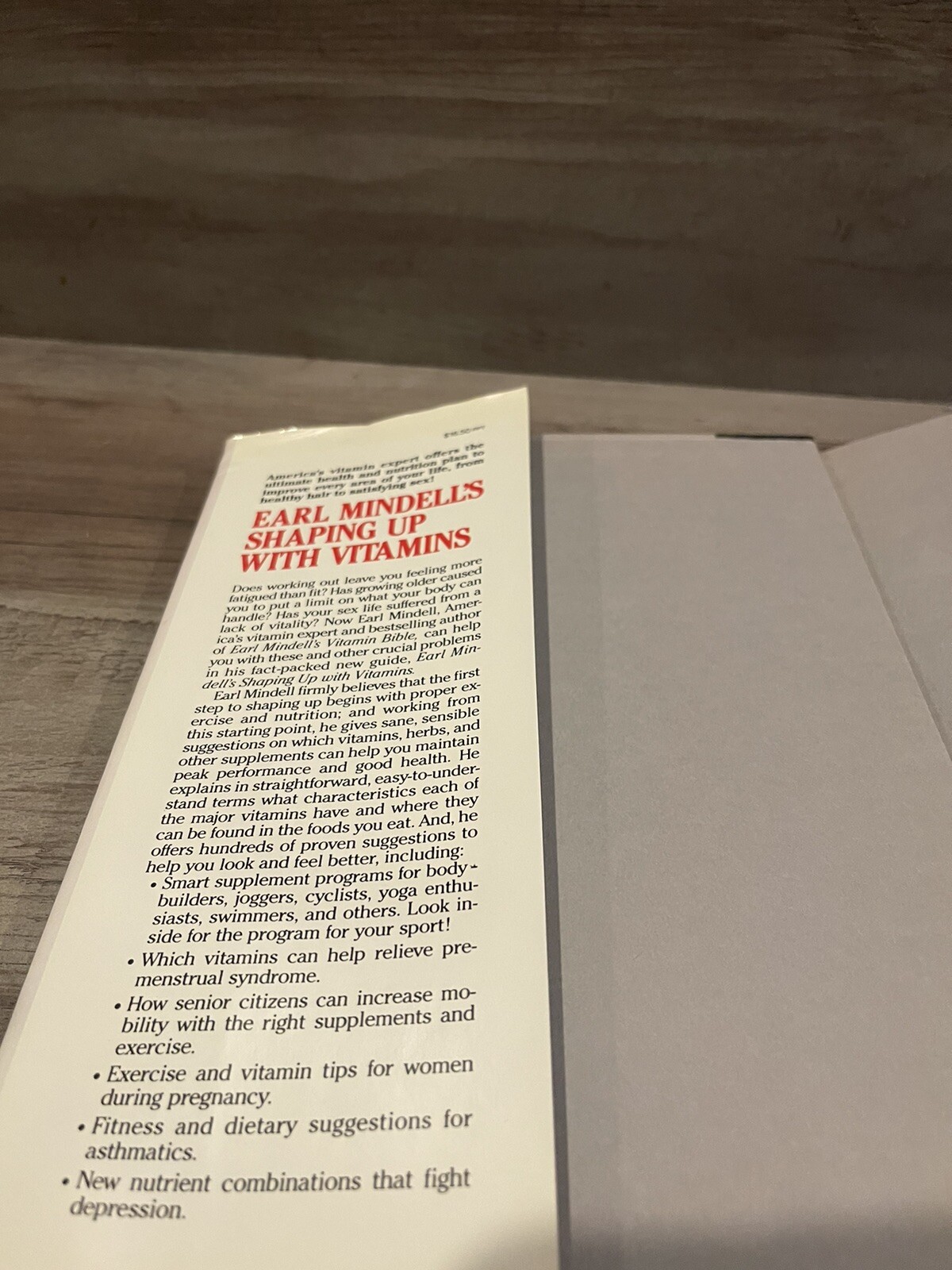 EARL MINDELL’S SHAPING UP WITH VITAMINS by Earl Mindell (1ST EDITION – 1ST PRINT