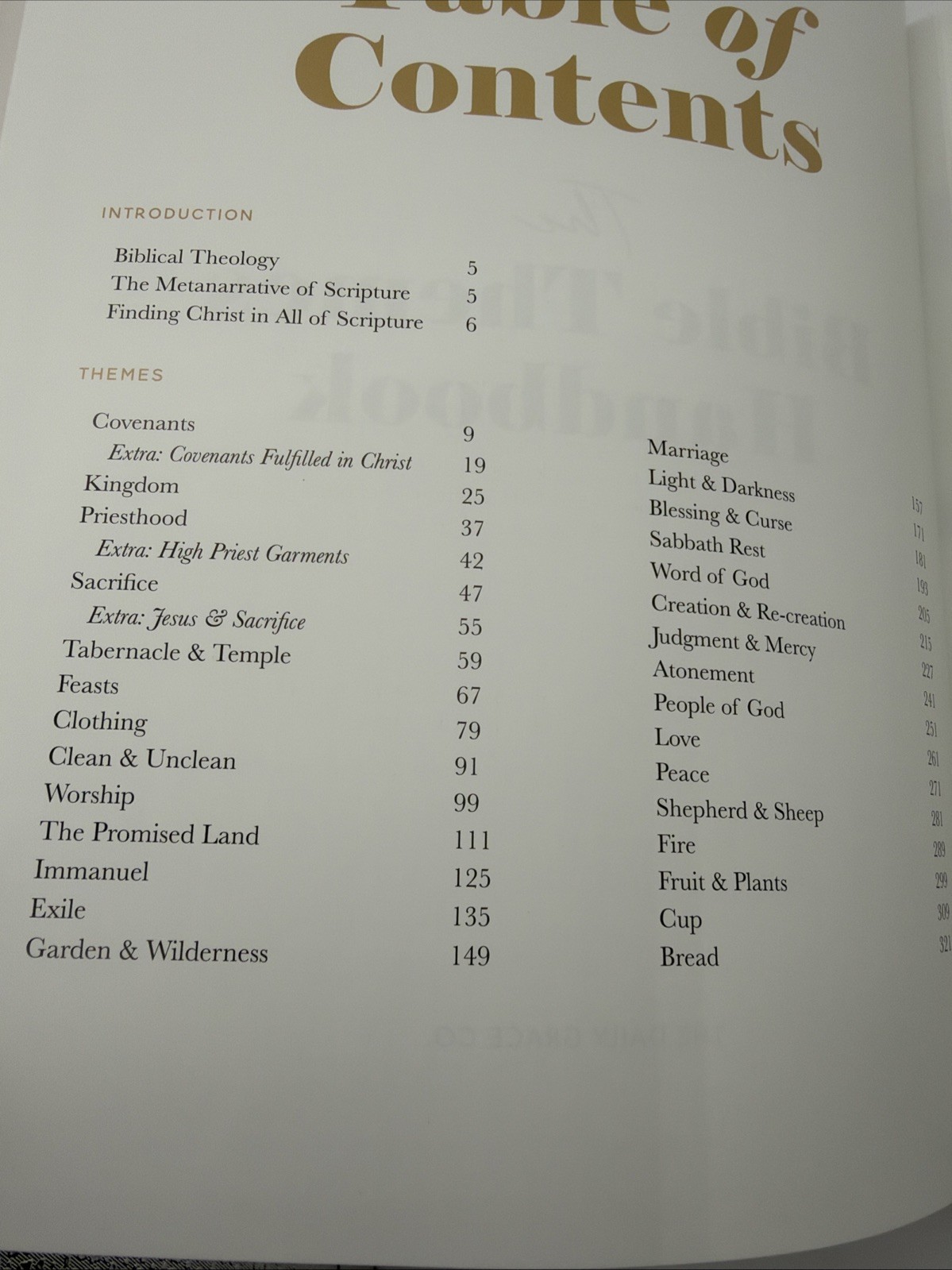 The Bible Themes Handbook Hardcover 2020 The Daily Grace Co Holman 329 Pages