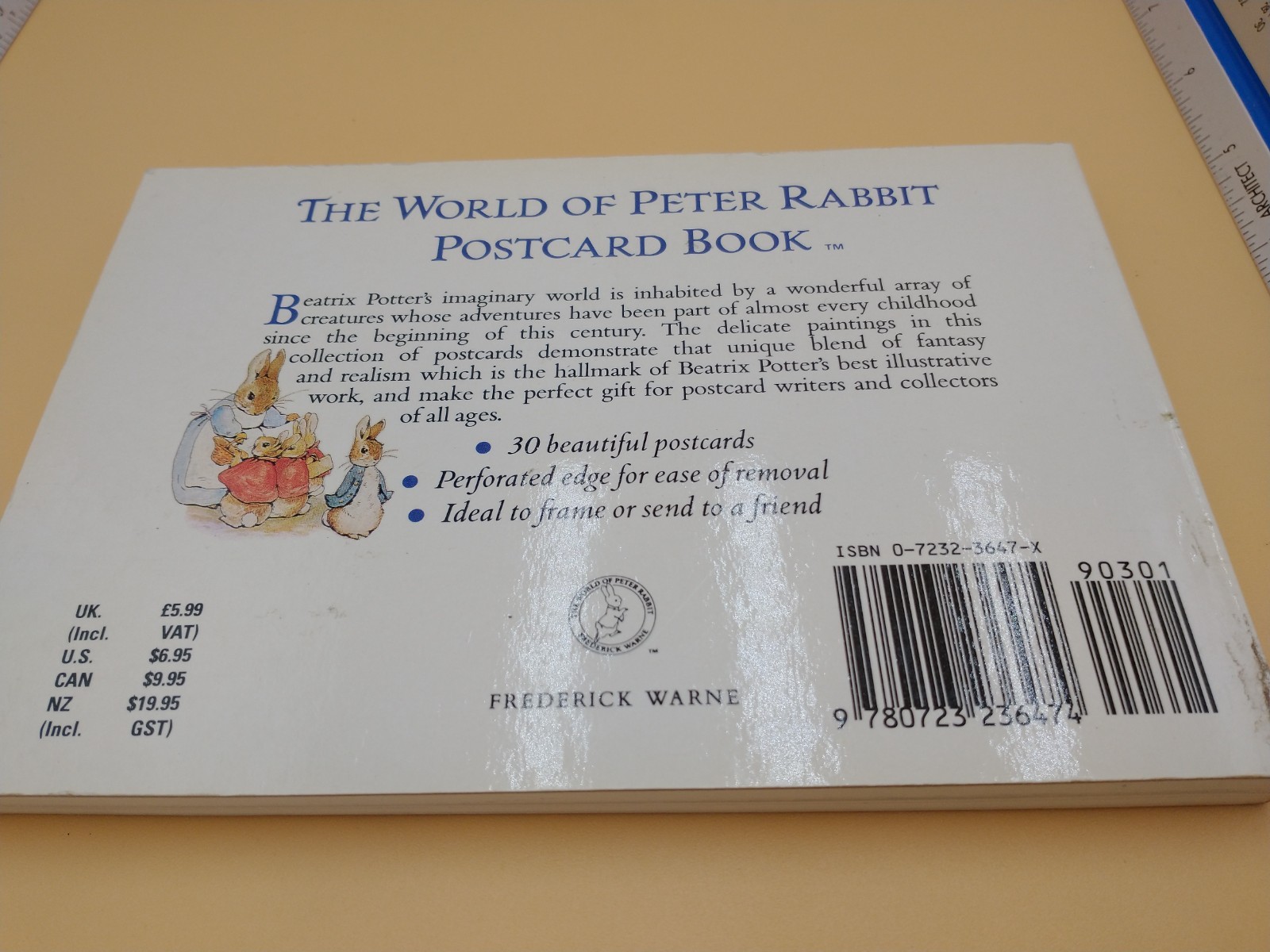 Vtg 1990 The World of Peter Rabbit Postcard Book: 30 Cards Postcard Book #2062