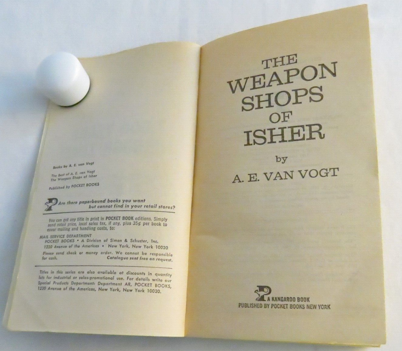 The Weapon Shops of Isher A.E.van Vogt Paperback Pocket Books 1977