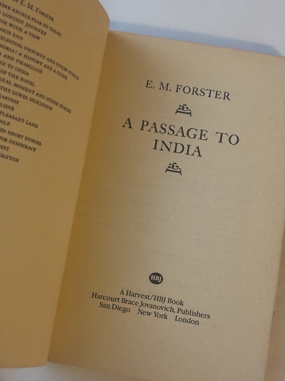 A PASSAGE TO INDIA – E M Forster Paperback Movie Tie-In Harvest HBJ Book