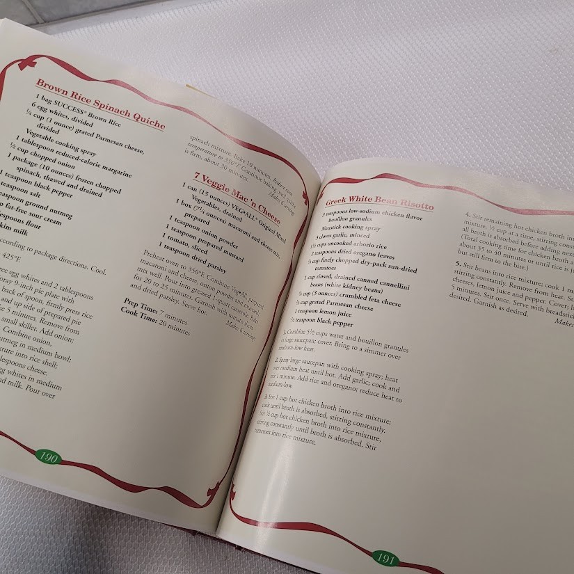 Christmas Cookbook Country Recipes LARGE Hardcover Dinners Desserts Holidays