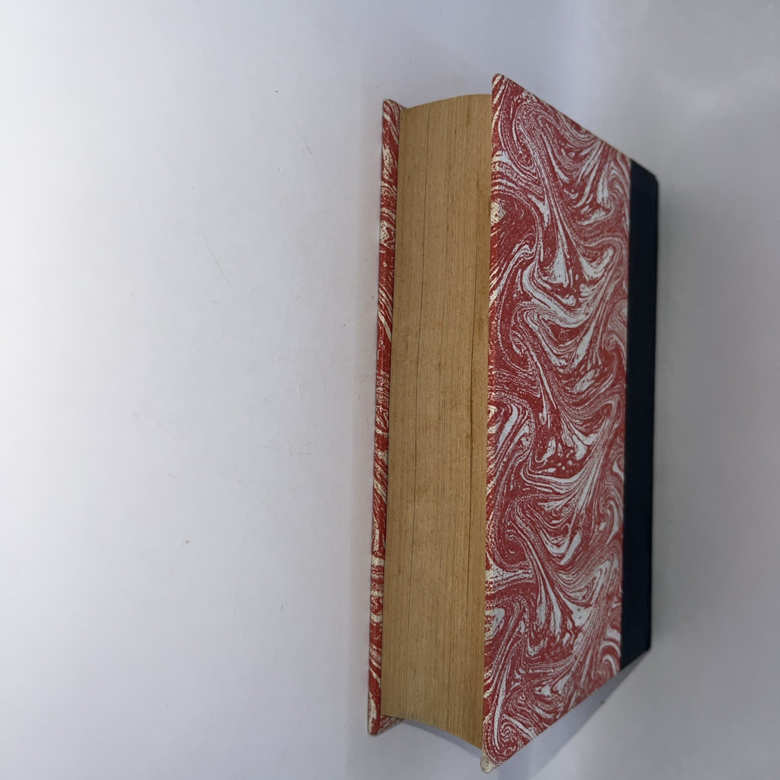 Vintage Readers Digest Condensed Books Lot Of 2 Shelf Decor Colorful 1975 1988