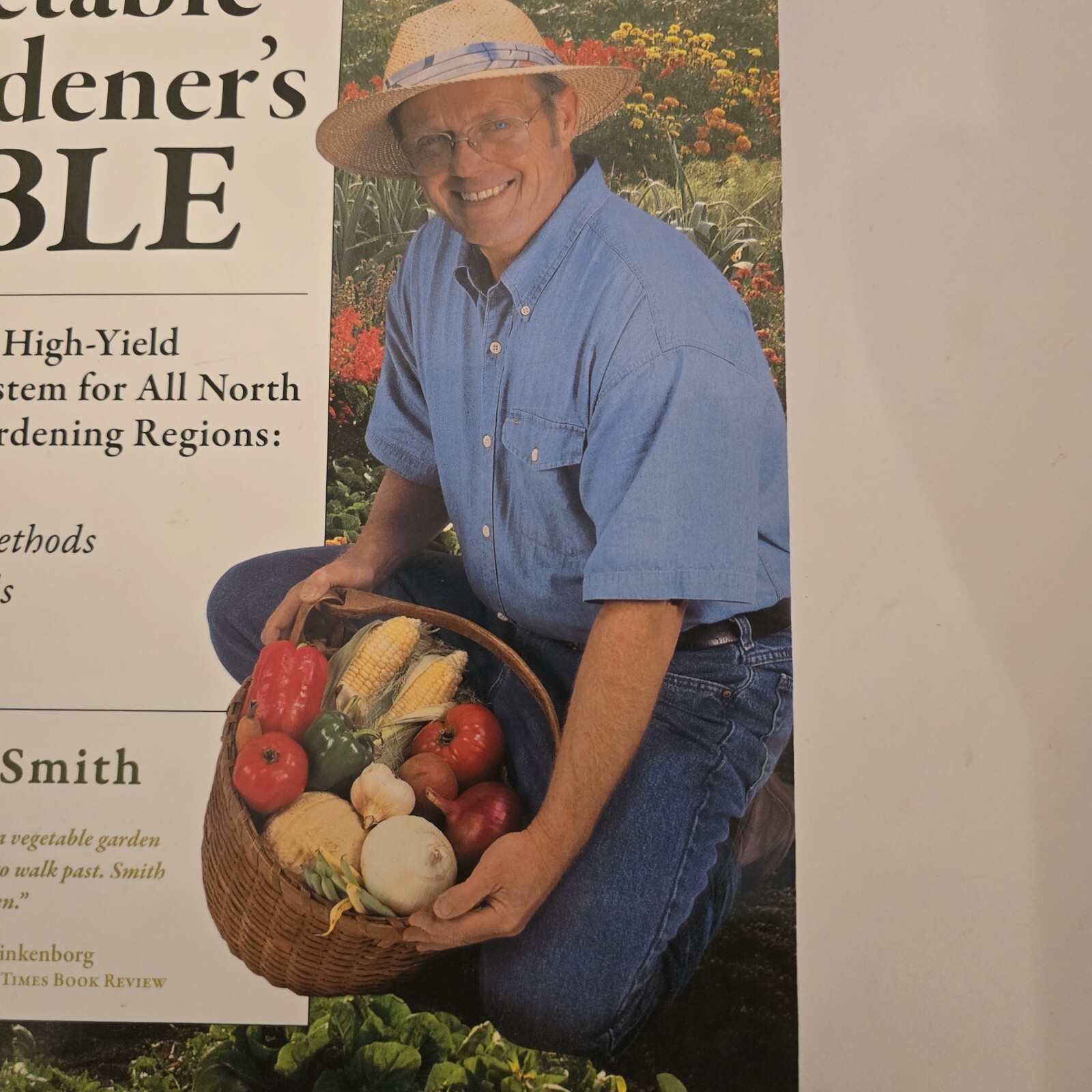 Book, The Vegetable Gardners Bible, Edward C. Smith 2009 352 Pages