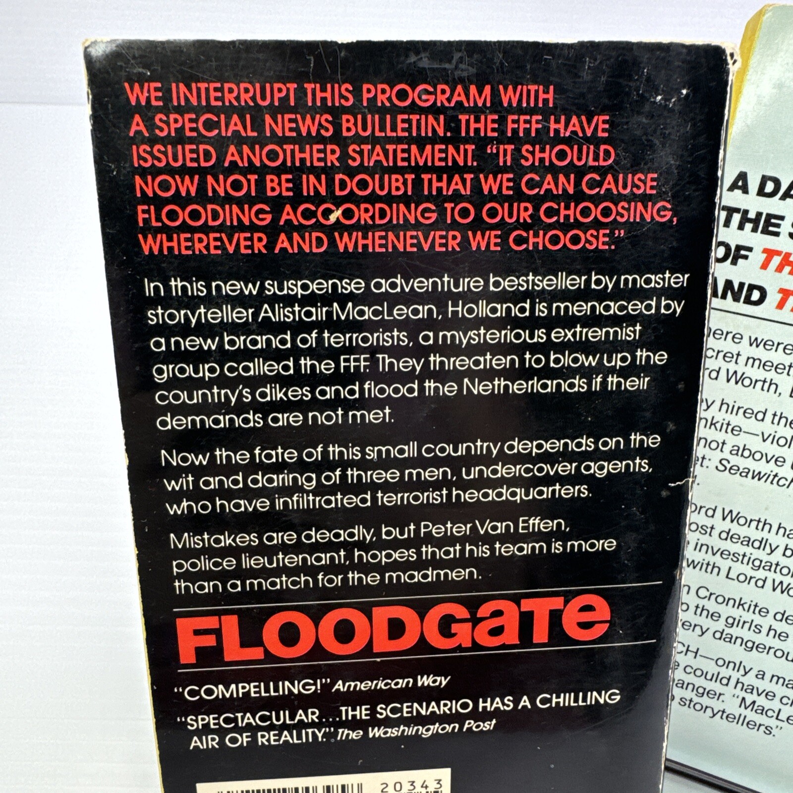 Alistair MacLean Seawitch & Floodgate Paperback Fawcett Crest 1985 & 1977
