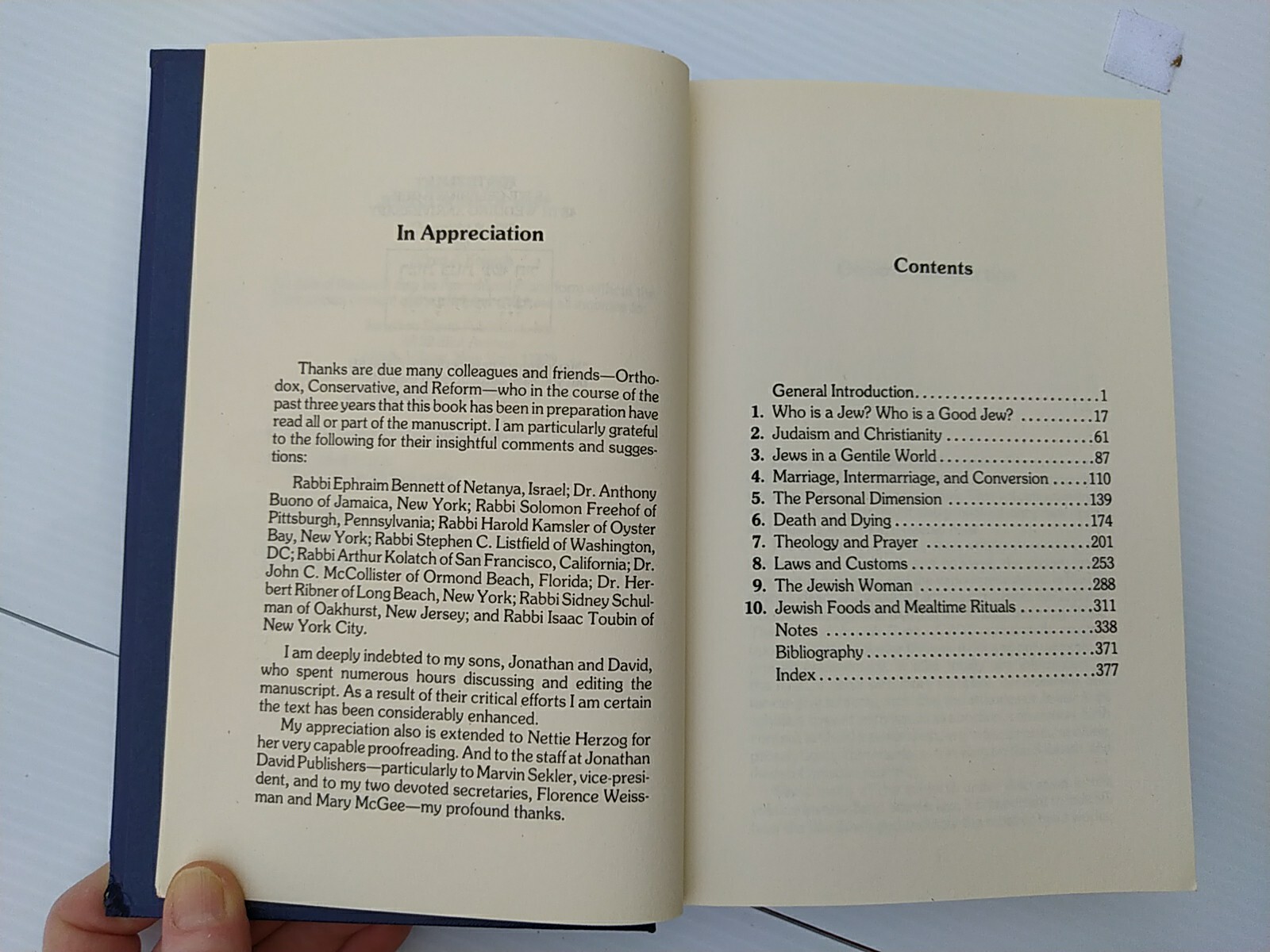 Jewish History & Culture: The Jewish Book of Why Set by Alfred J. Kolatch, 2 Vol