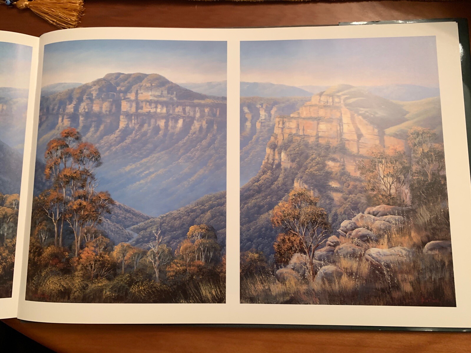 John Bradley „Blue Mountains Magic“ Book – Hardcover/Dust Jacket First Edition